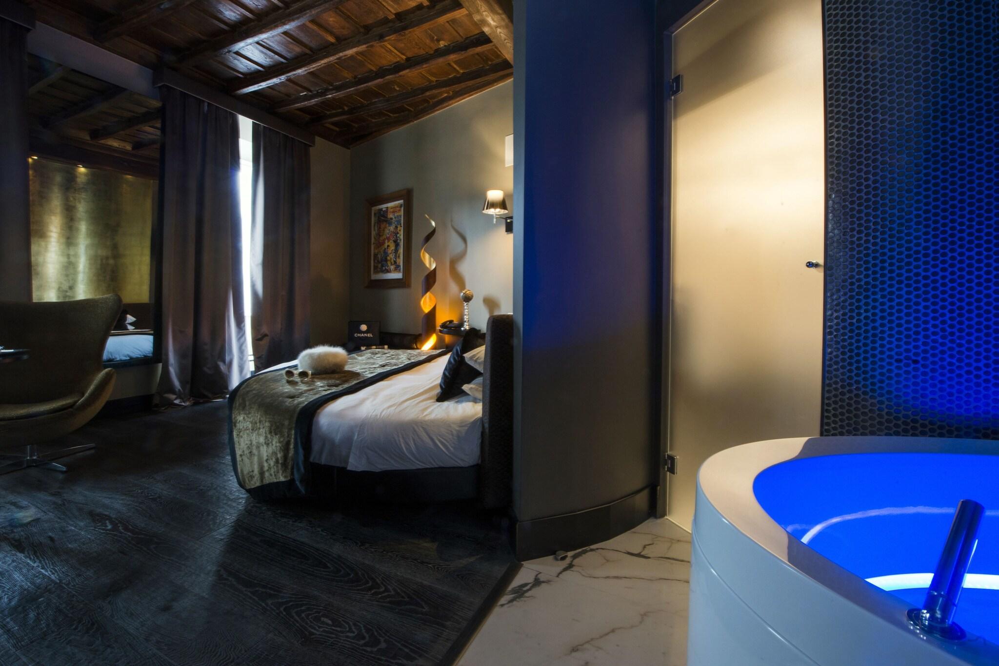 Junior Suite King Size Bed