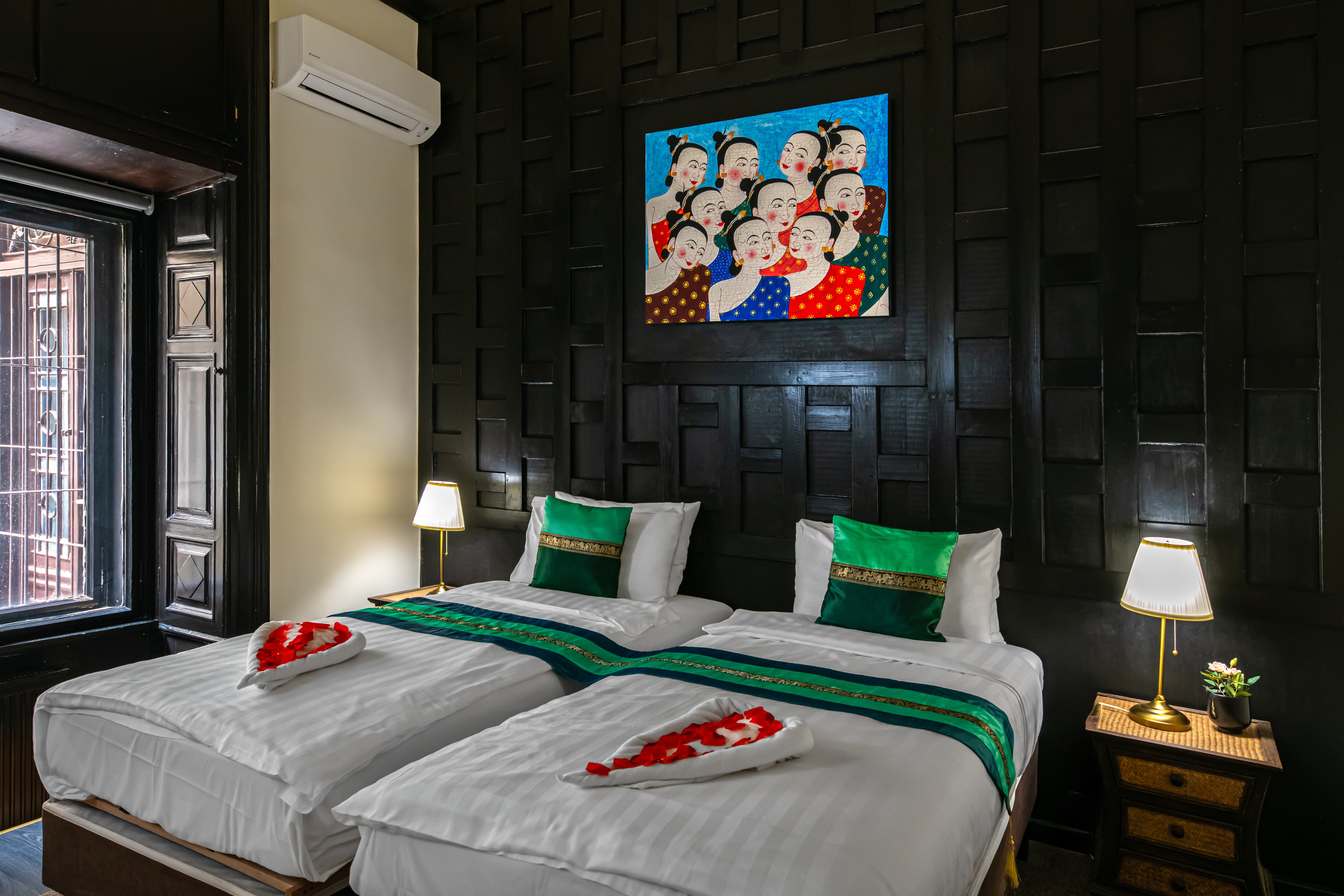 Double or Twin Standard