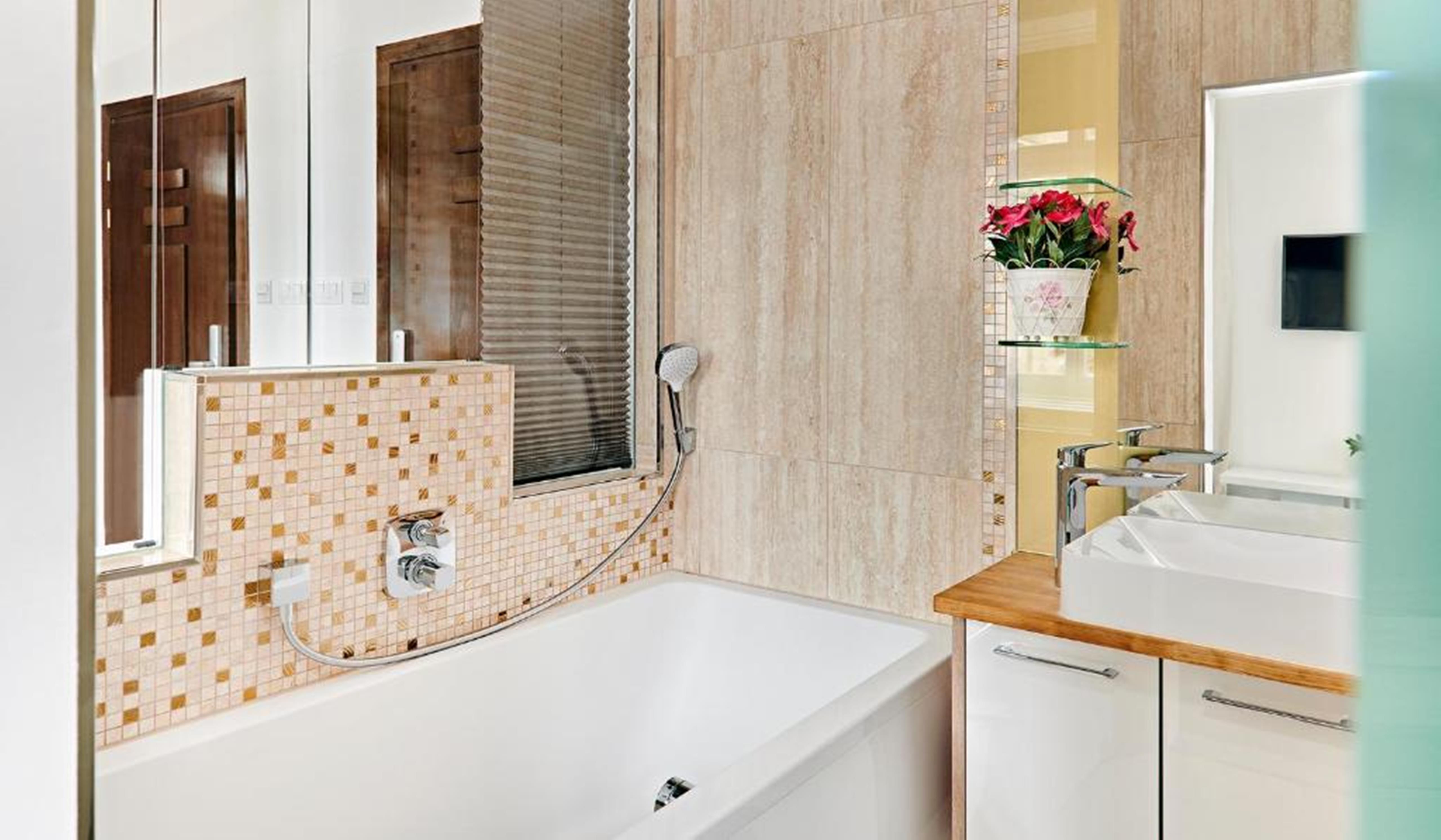 Junior Suite with Views