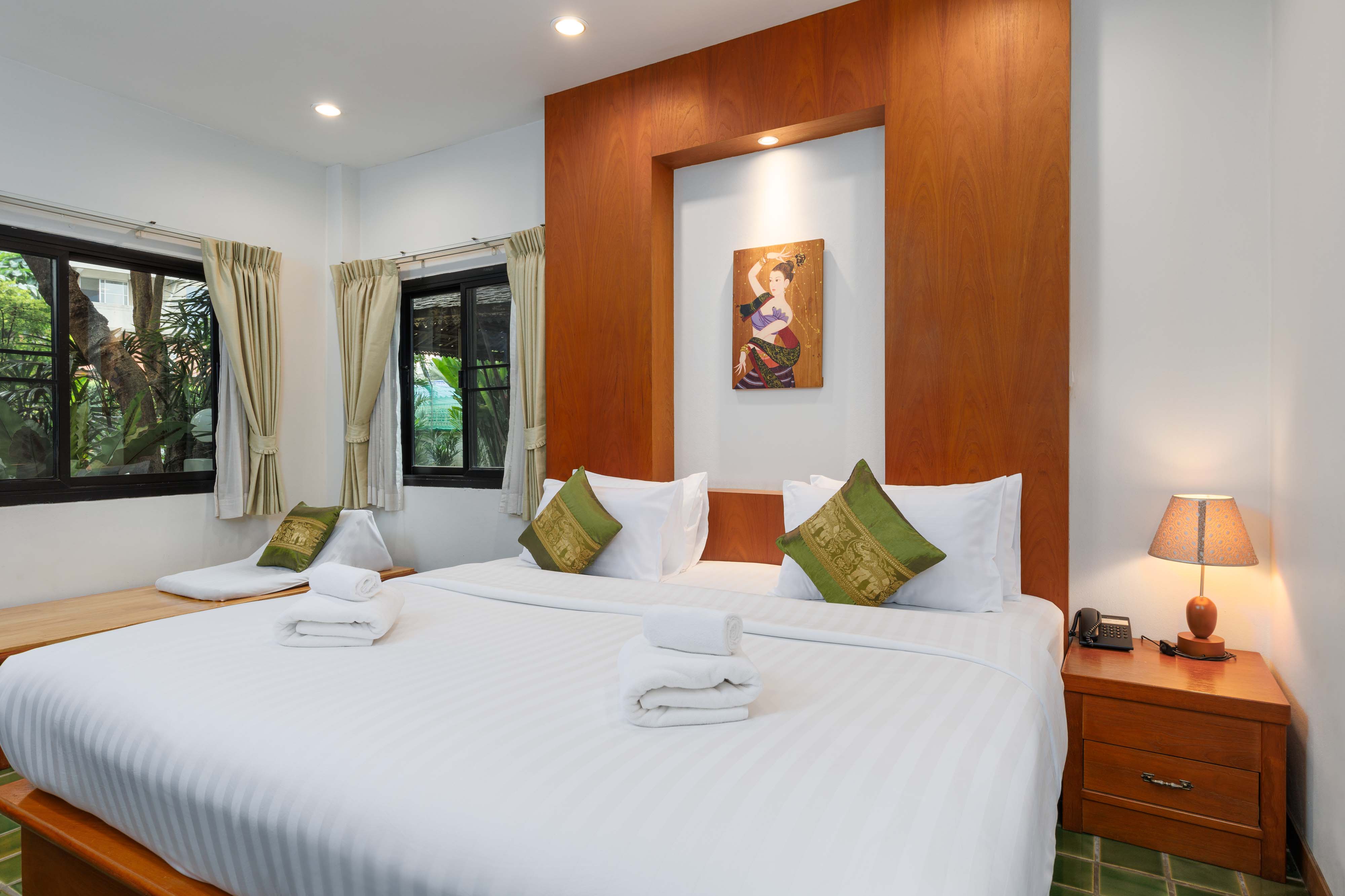 Double Deluxe King Bed