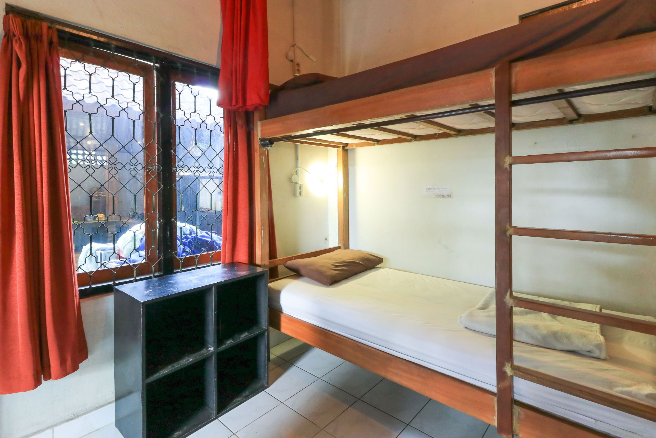 Bed in Dormitory Capacity 10