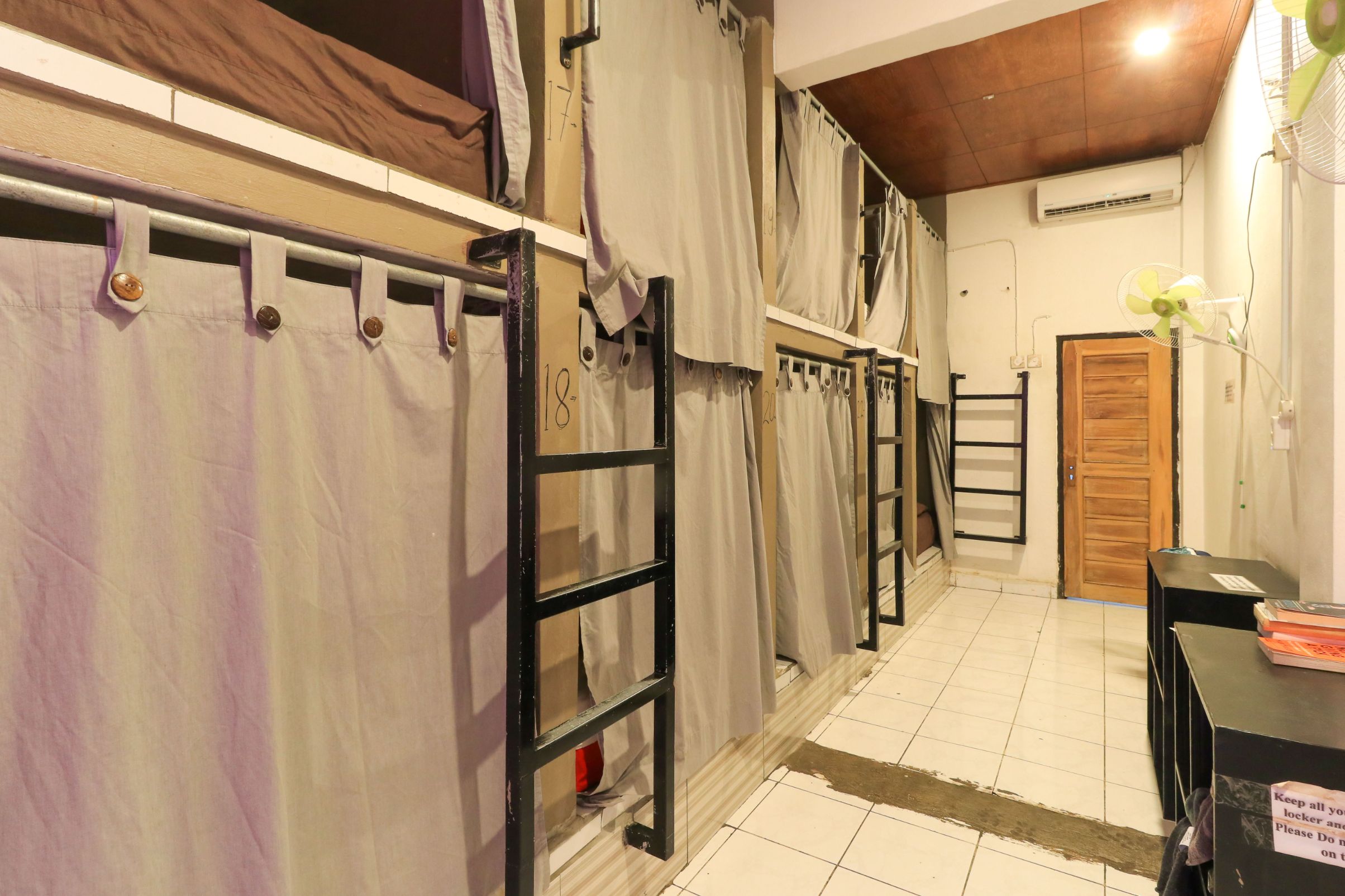 Bed in Dormitory Capacity 6