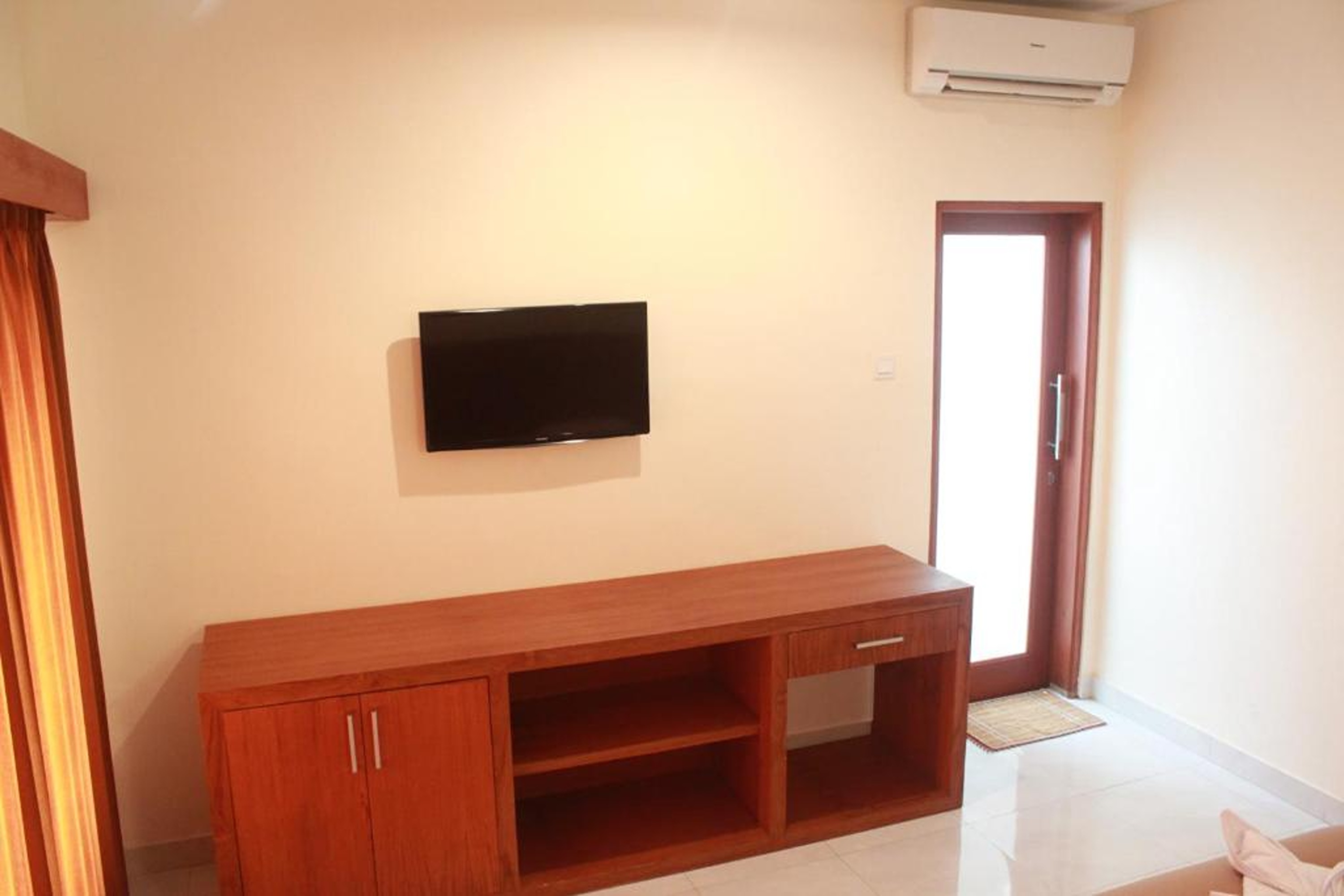 Double or Twin Superior Pool View