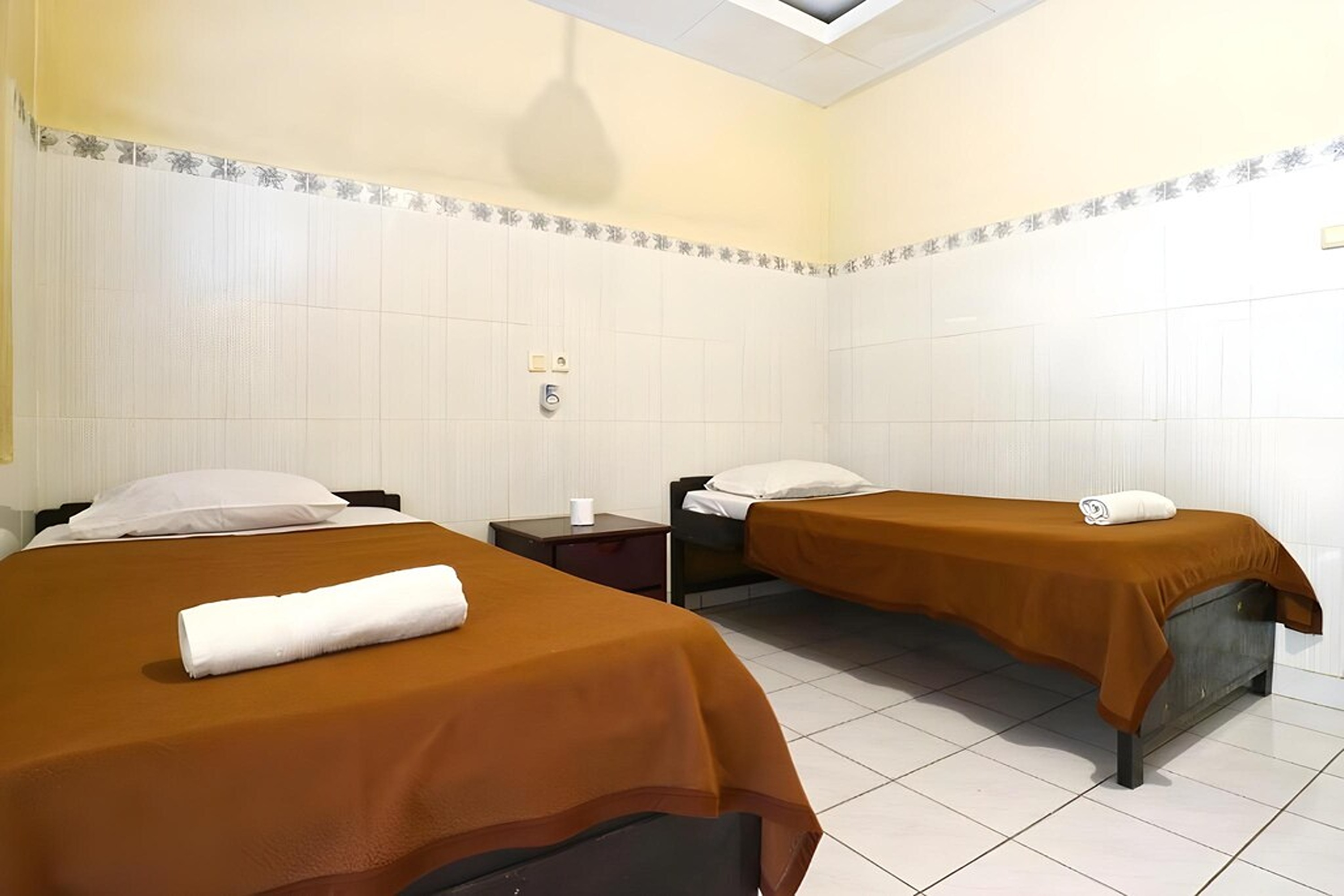 Double or Twin Standard