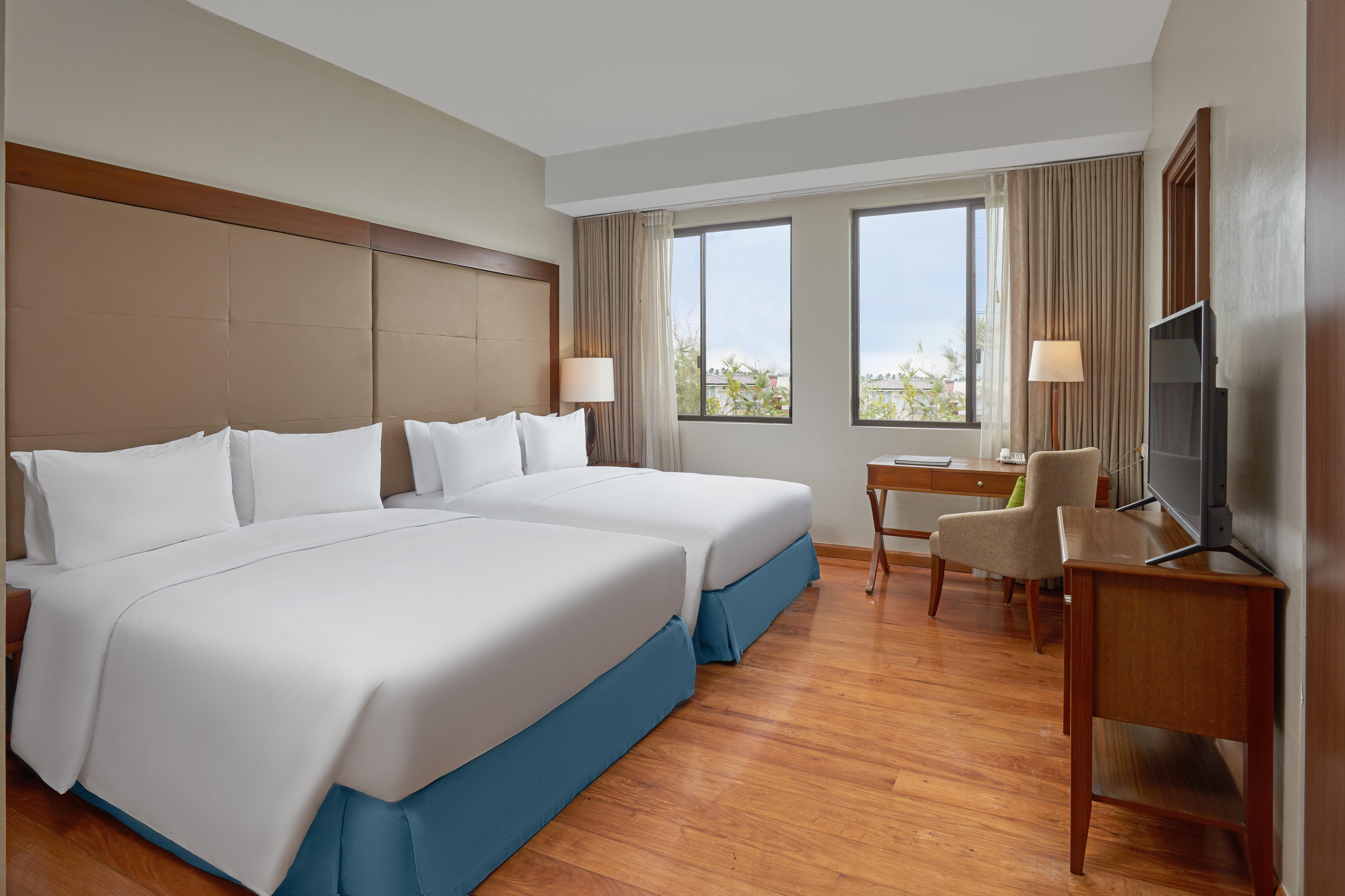 Suite with Kitchenette with Views