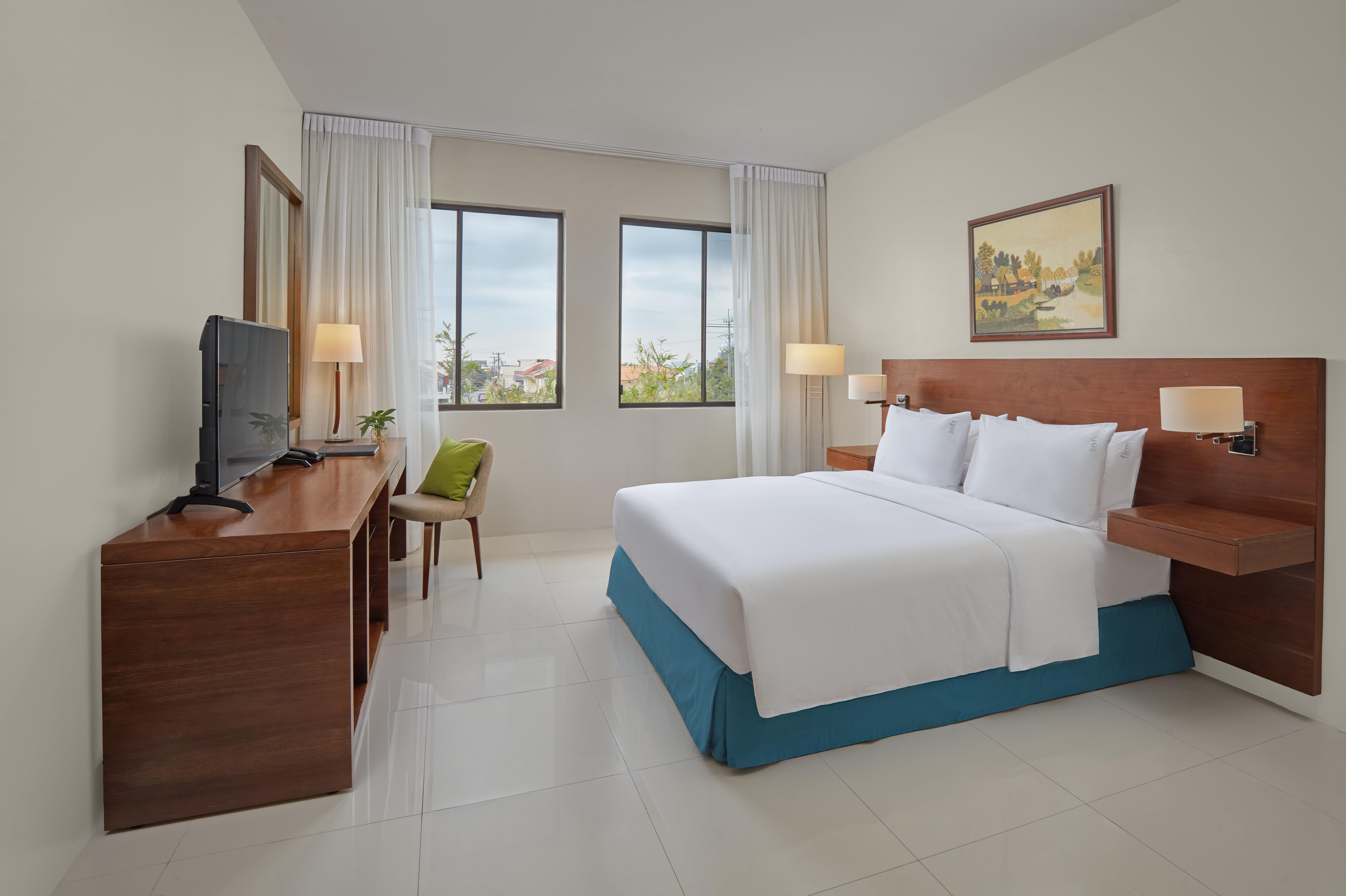 Double Queen Size Bed