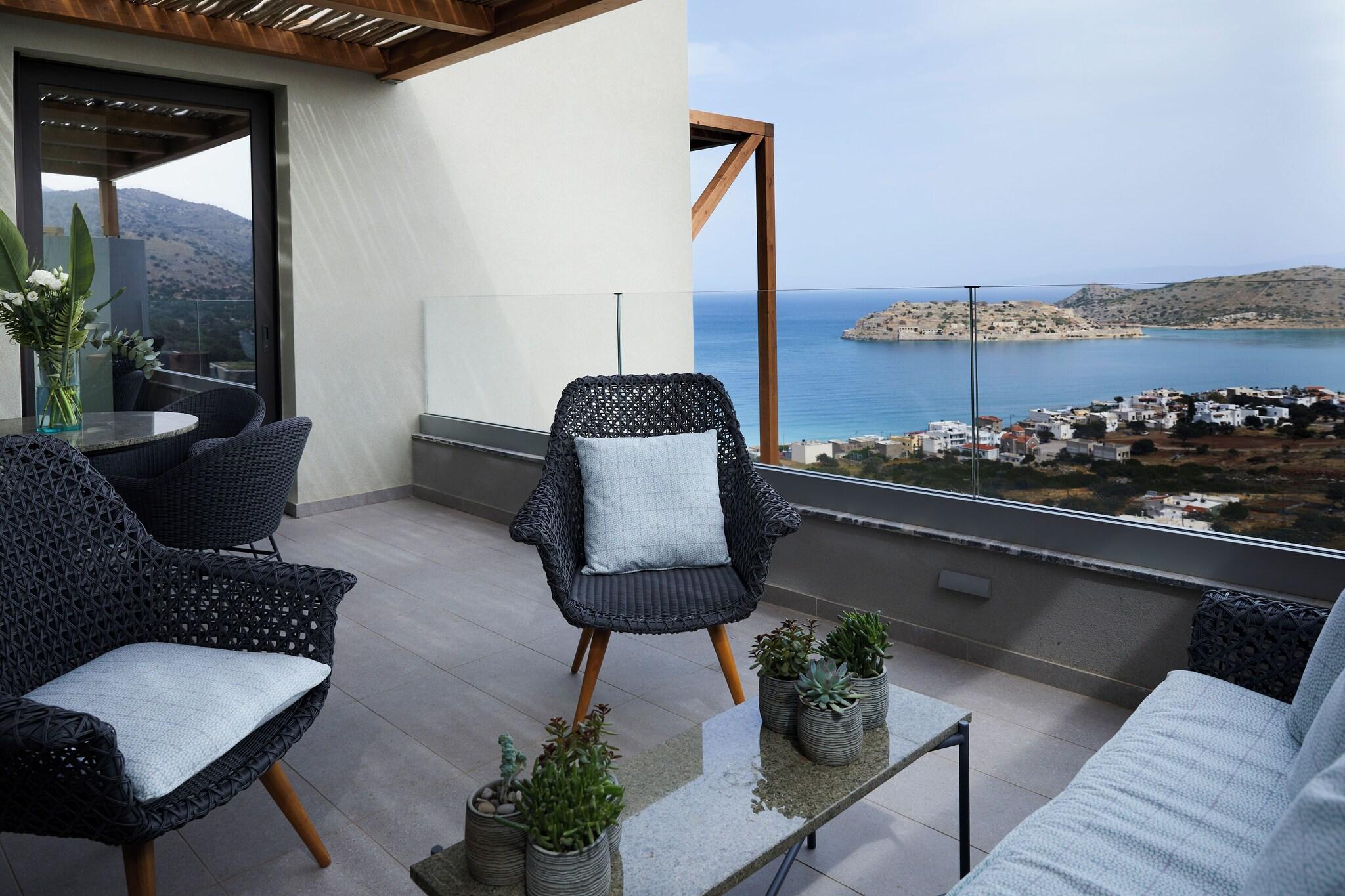 Suite with Private Pool