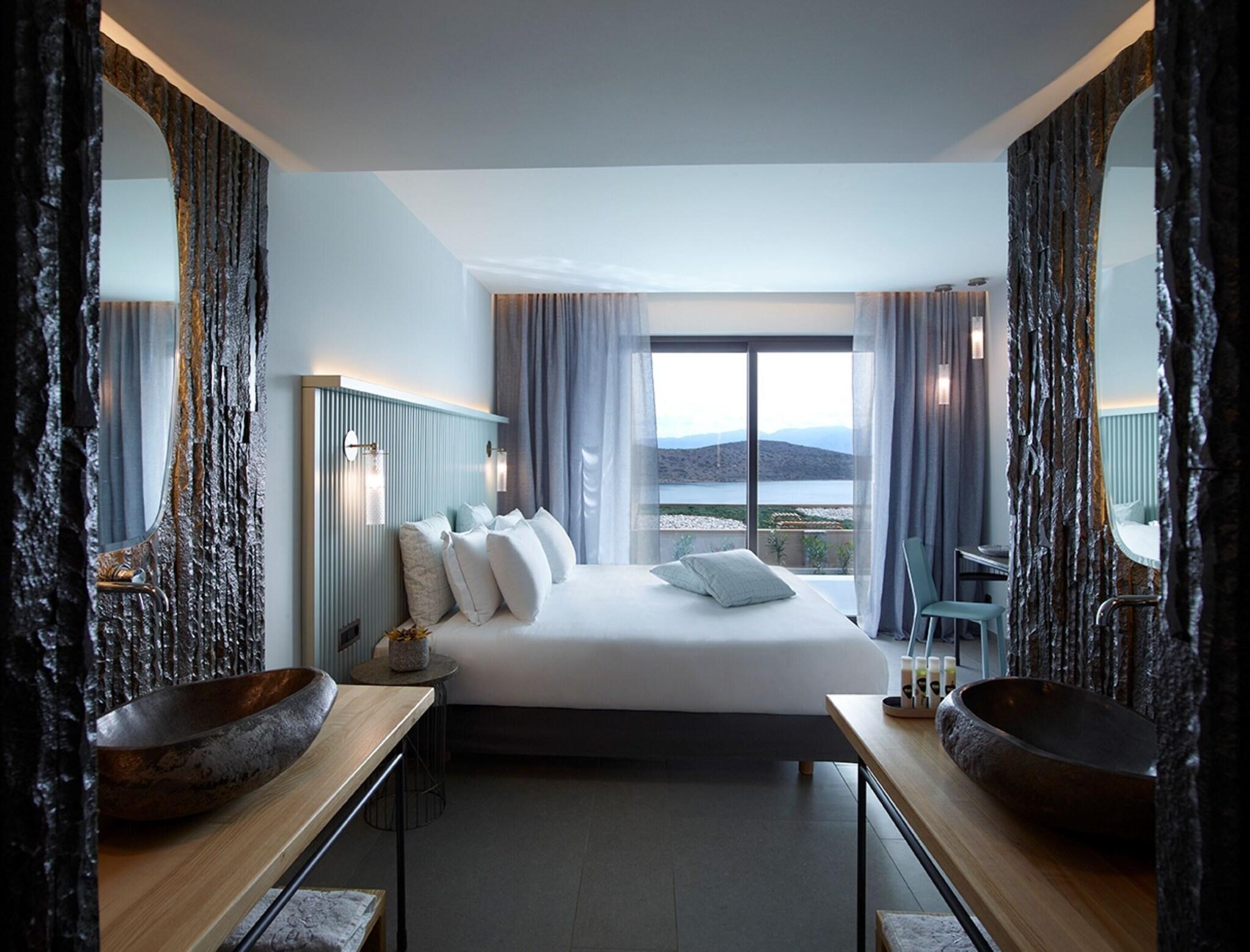 Suite with Private Pool