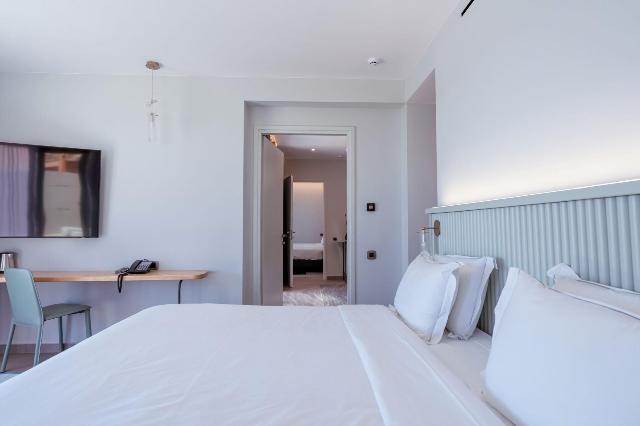 Suite with Private Pool