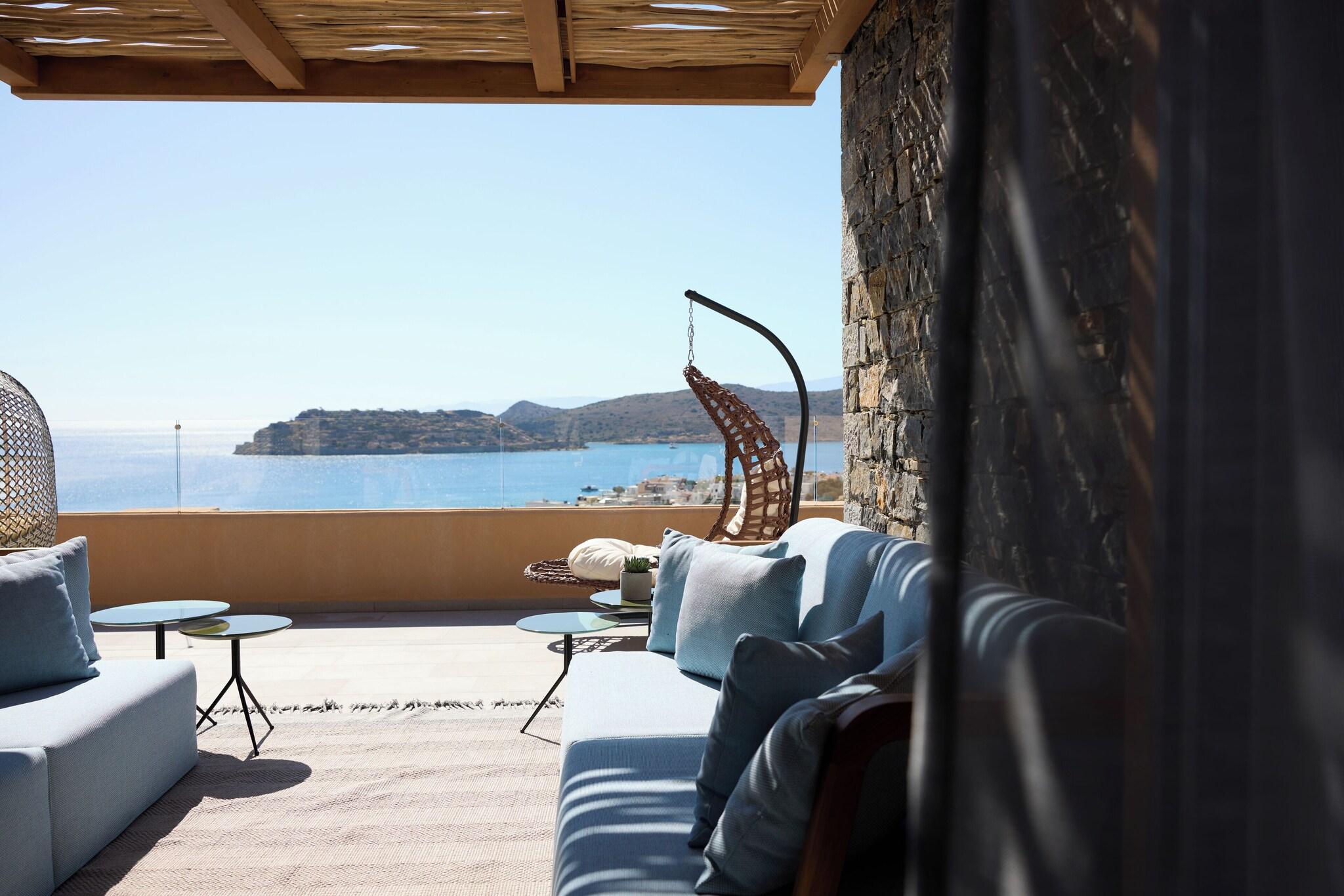 Suite with Private Pool