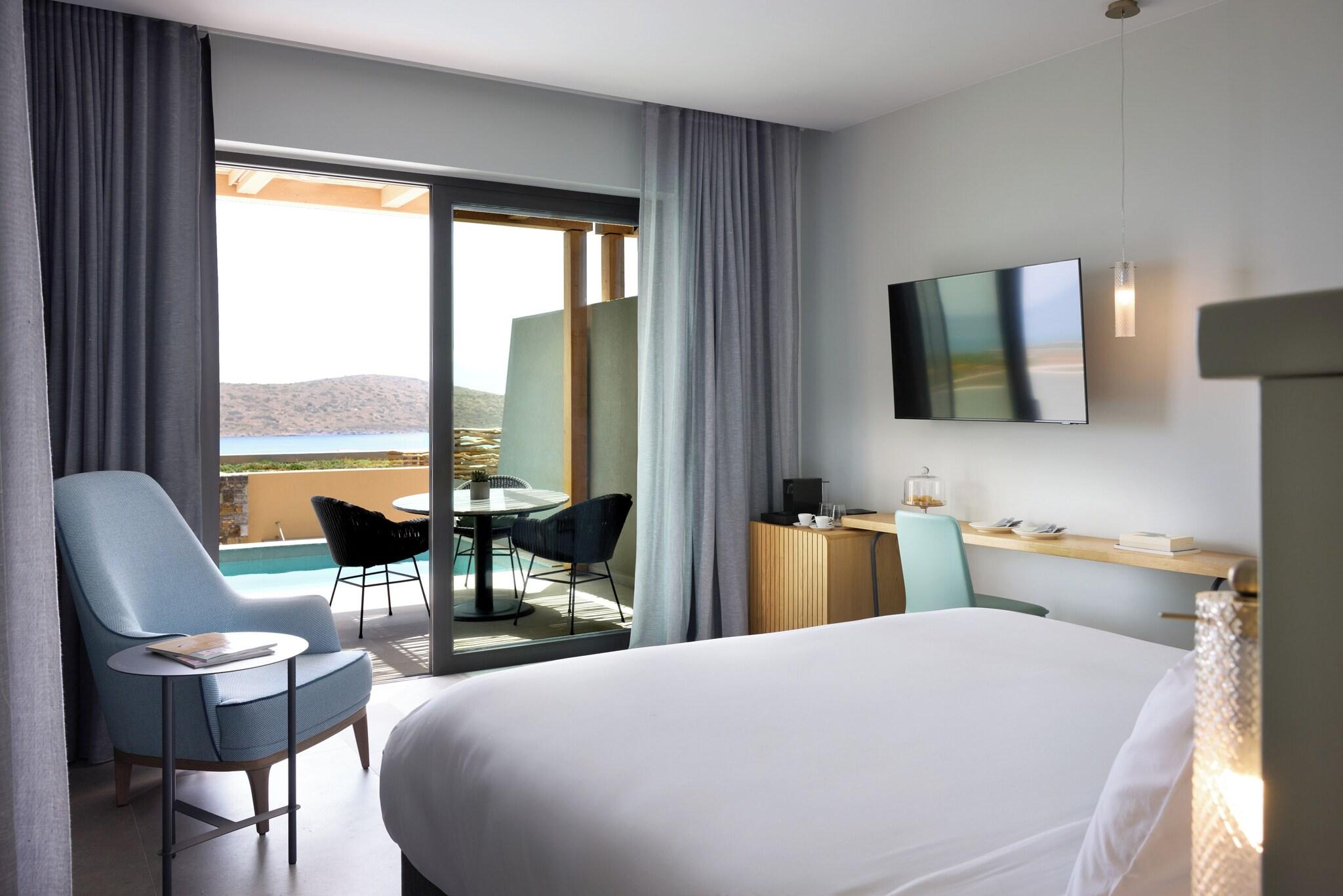 Double Superior with Private Pool