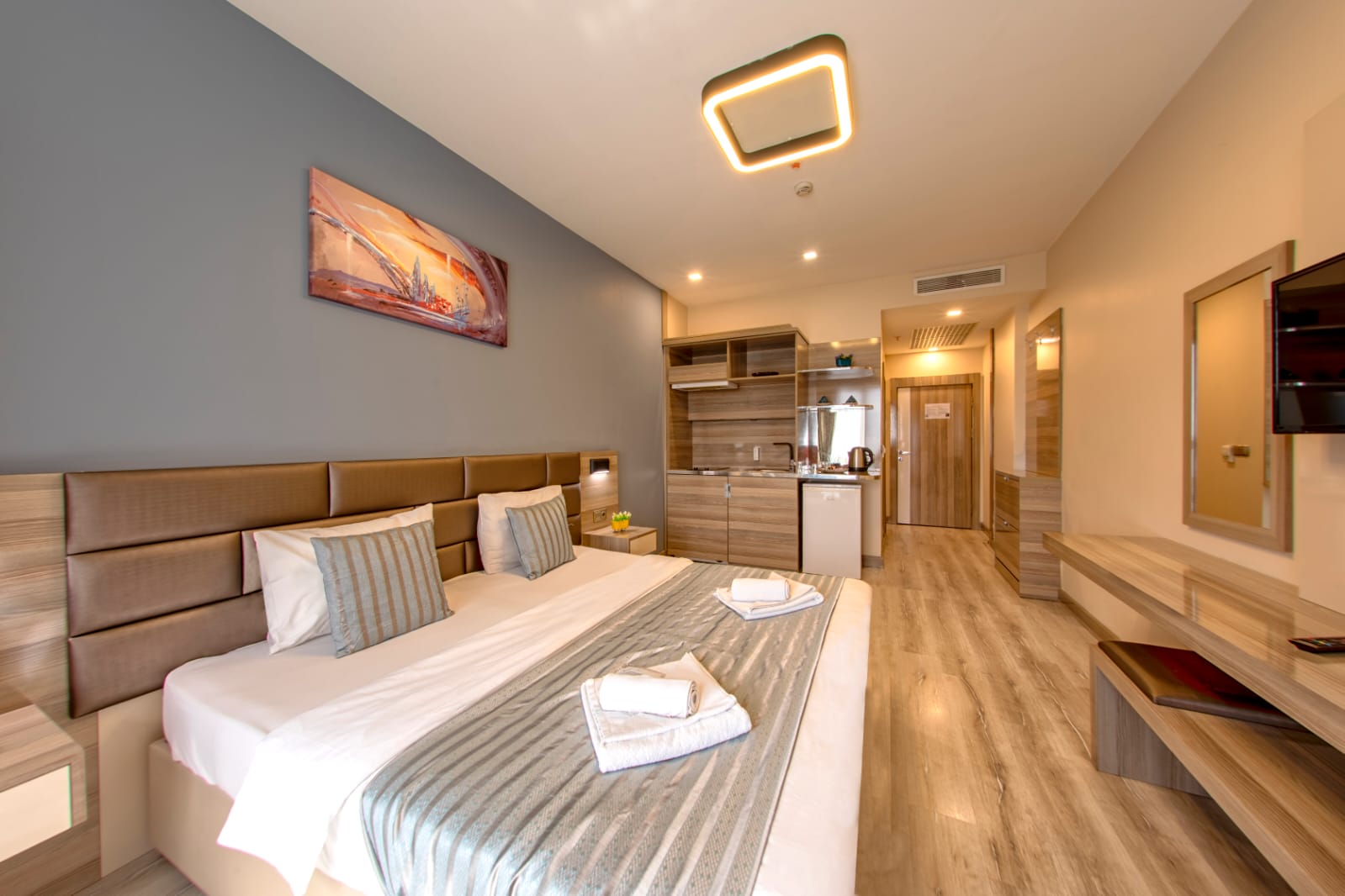 Double or Twin Deluxe