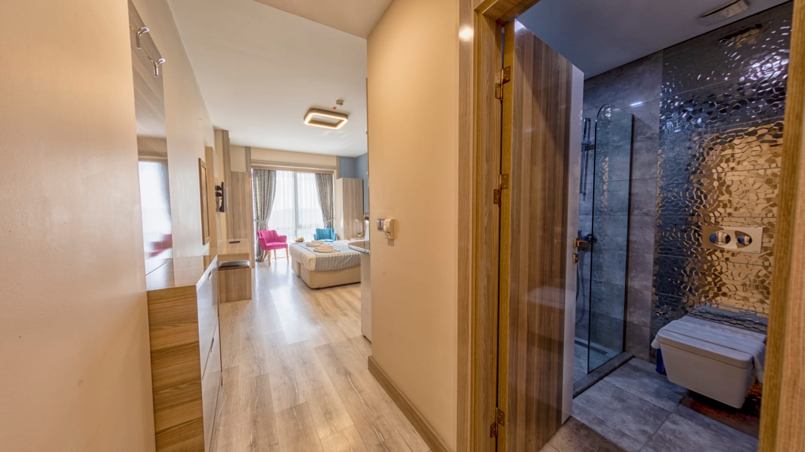 Double or Twin Deluxe