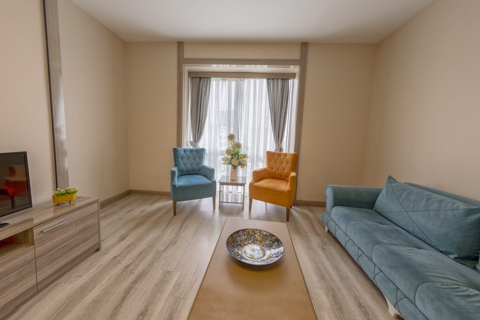 Triple Superior One Bedroom