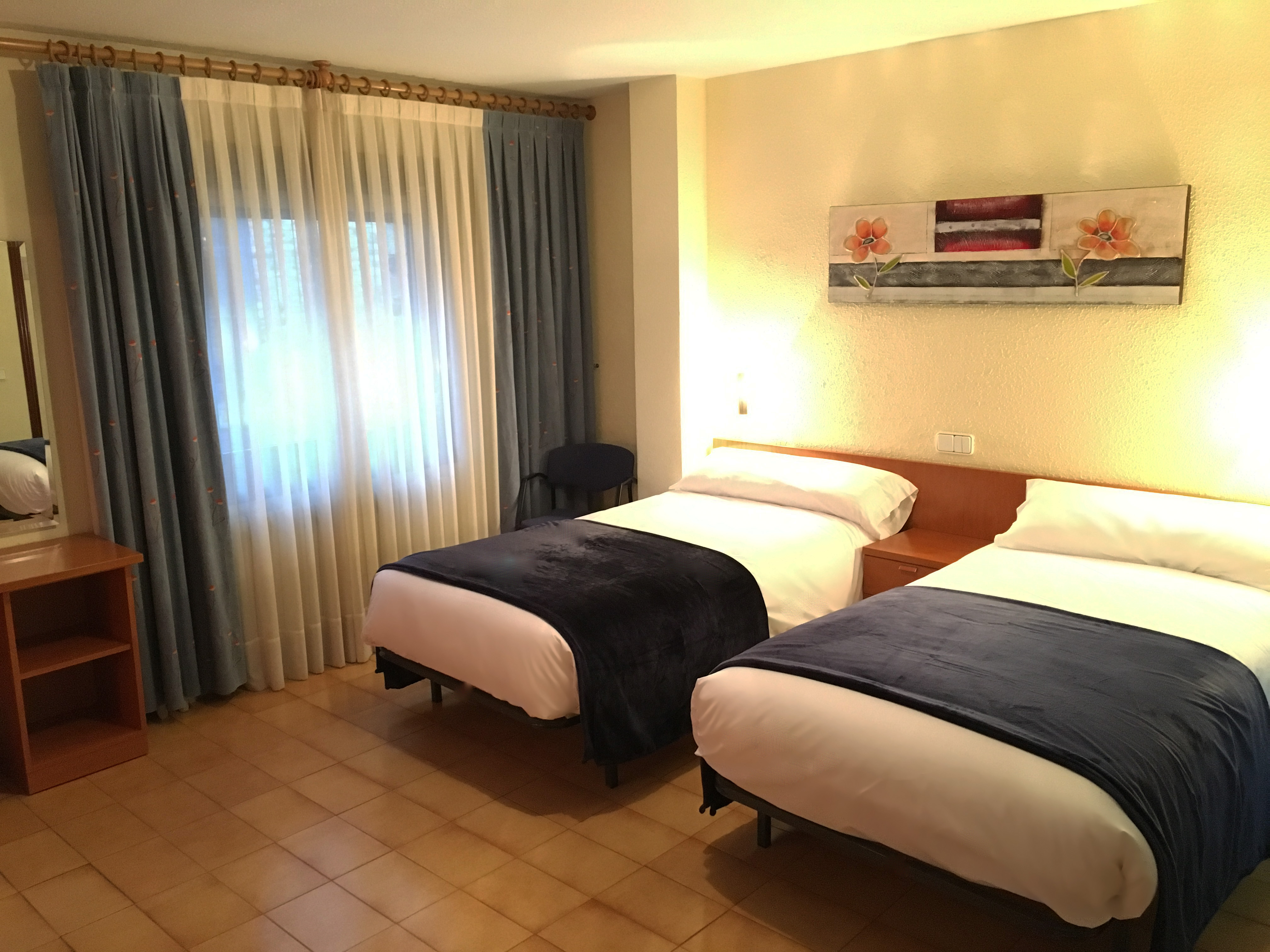 Family Room Capacity 4