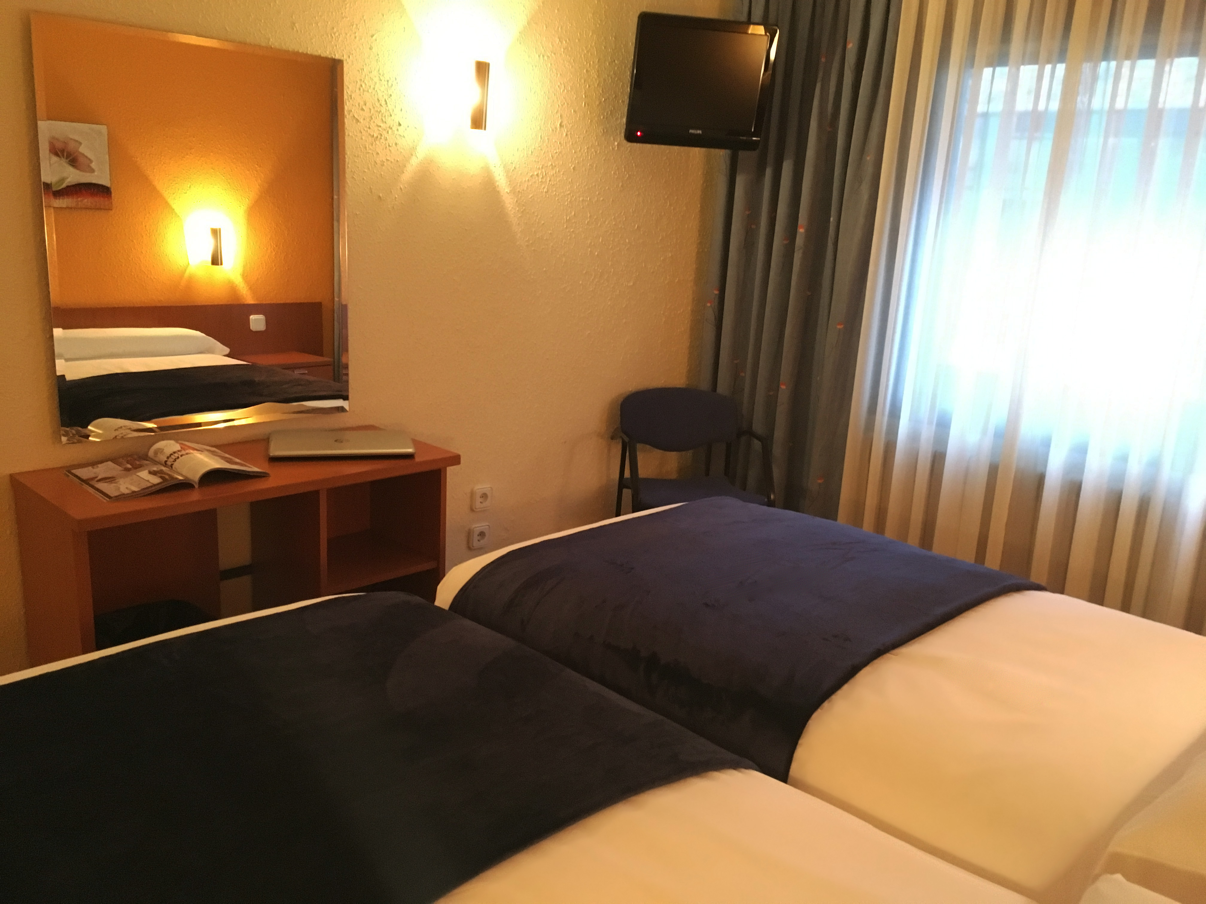 Double or Twin Standard