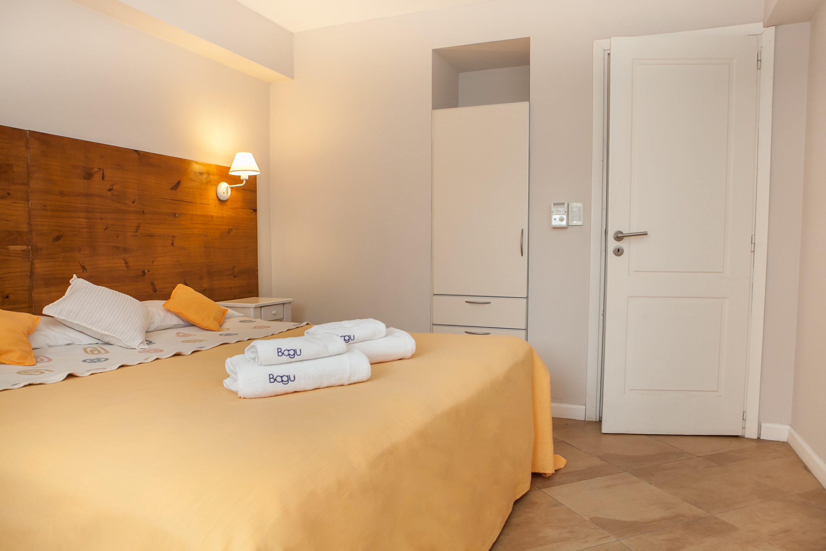 Apartment Capacity 6