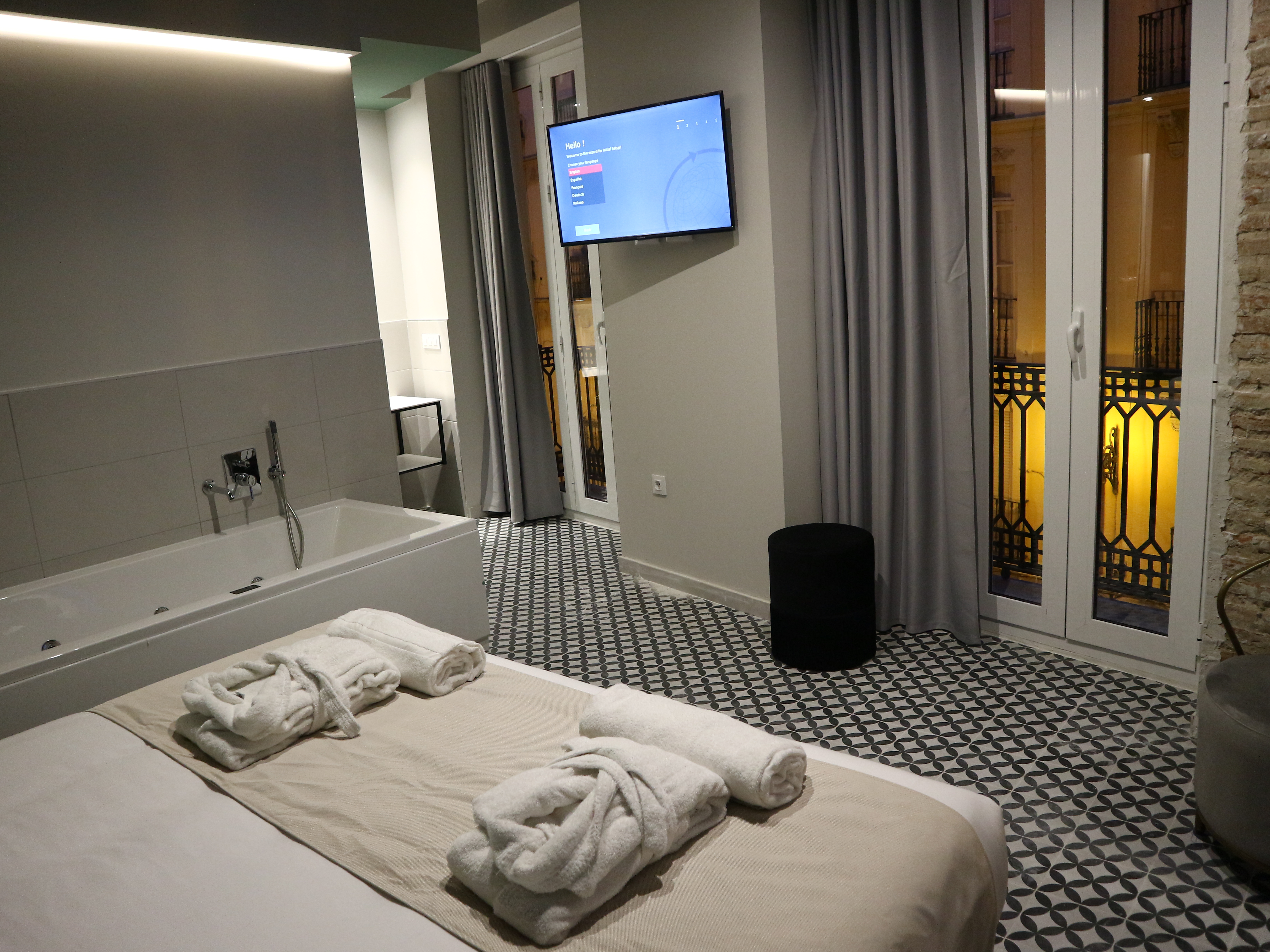 Double or Twin Deluxe