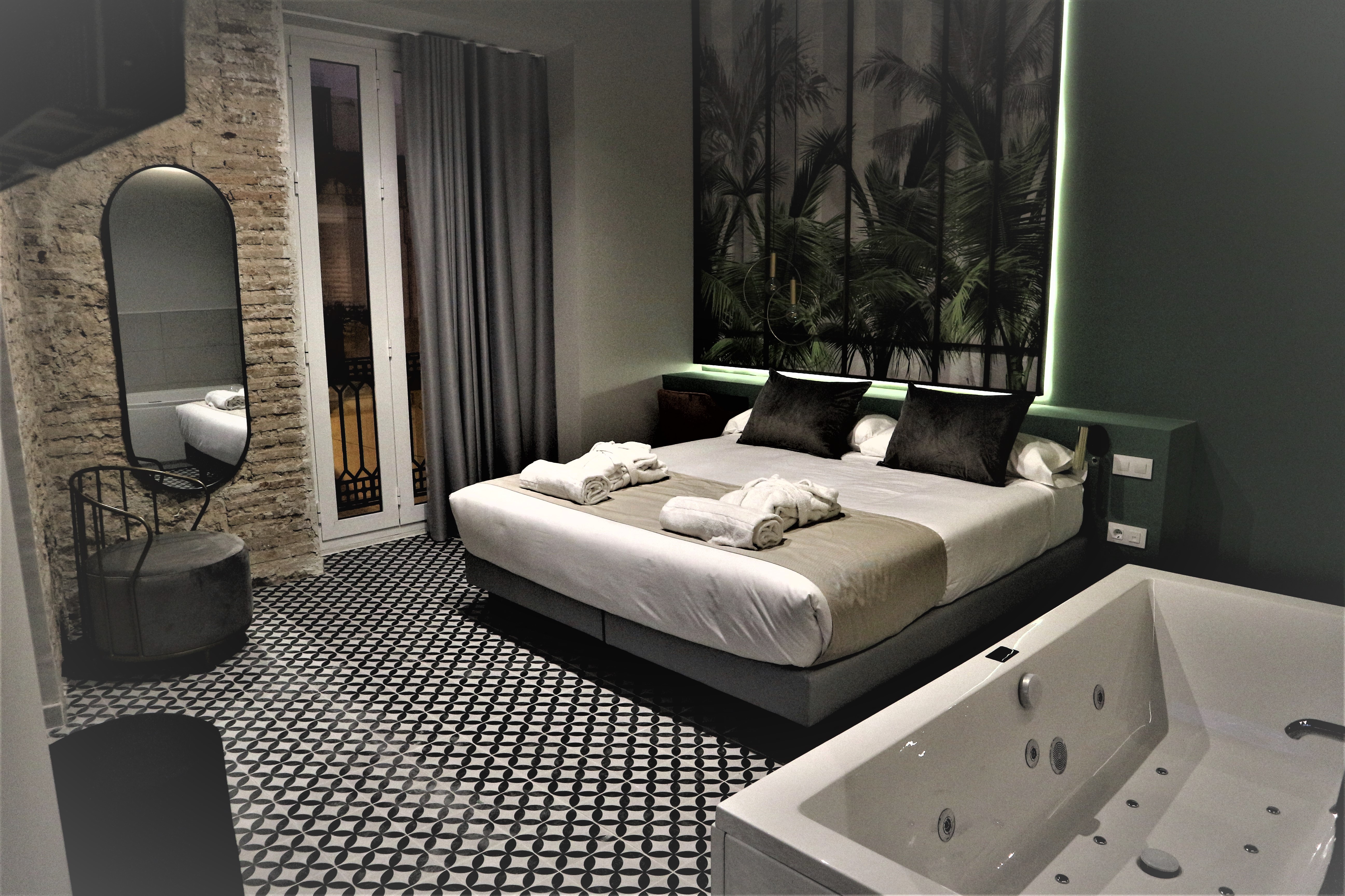 Double or Twin Deluxe