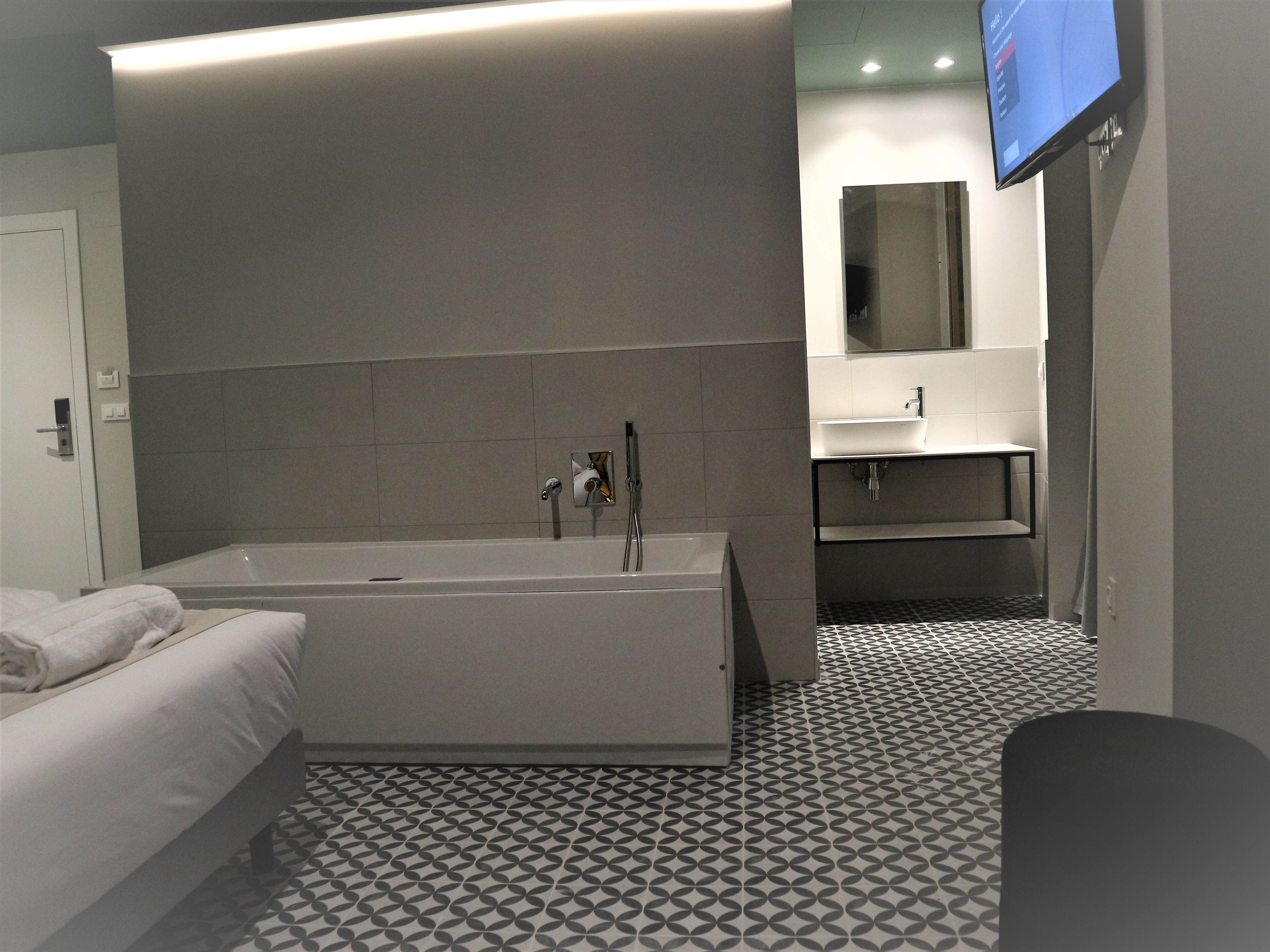 Double or Twin Deluxe