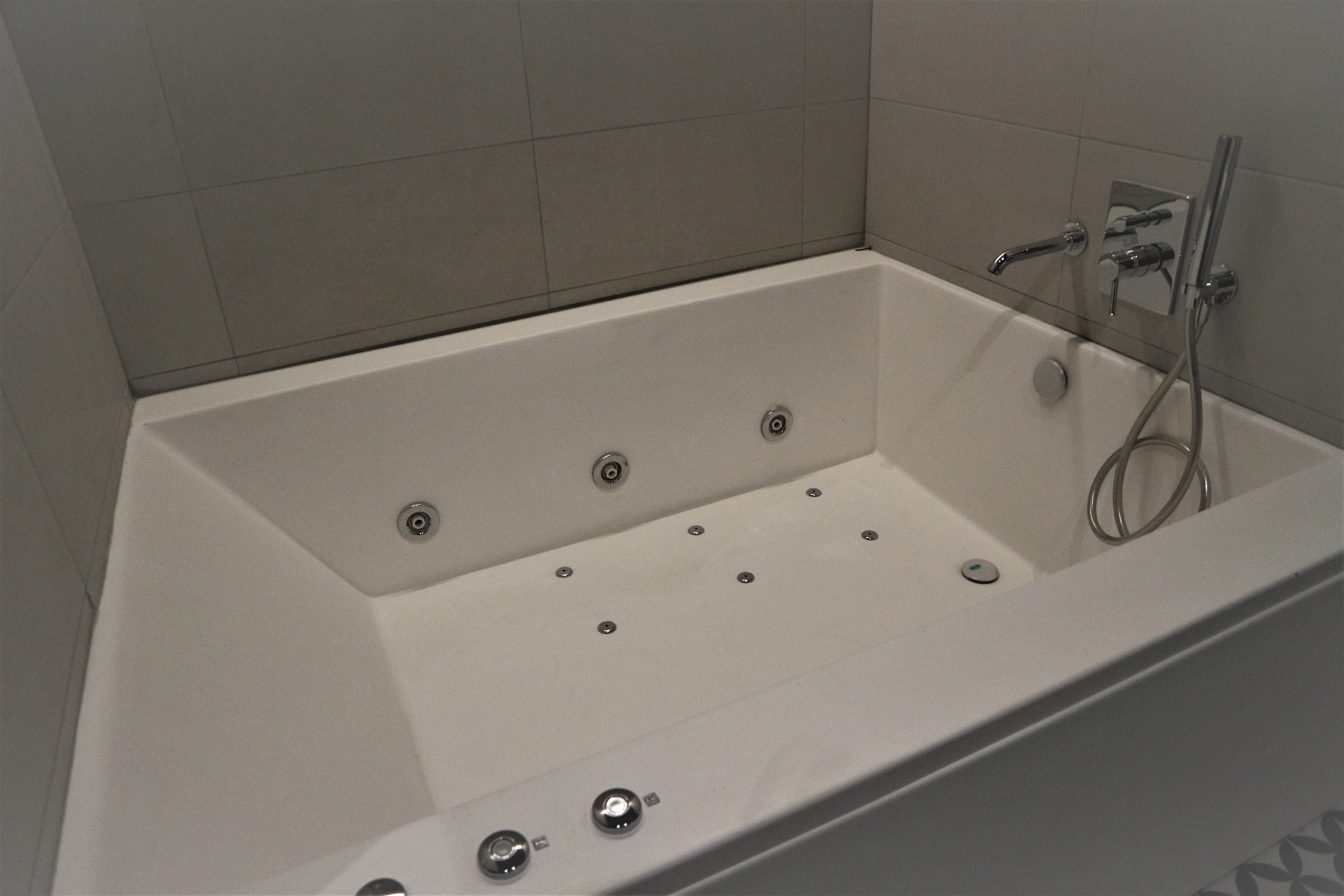 Double or Twin Standard