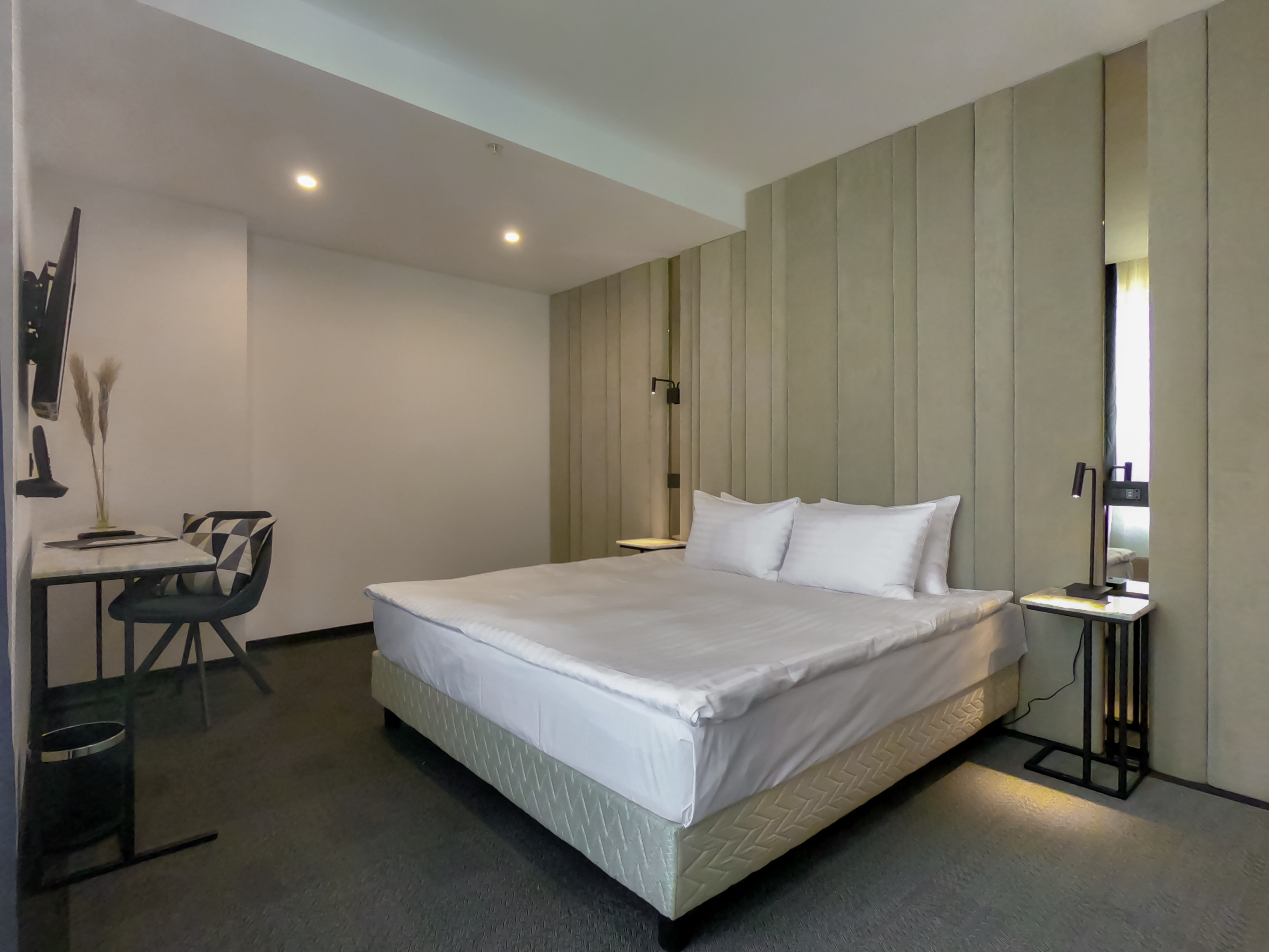 Double Single Superior