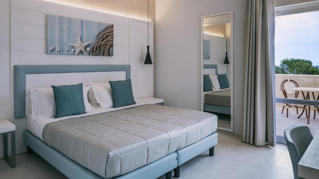 Triple Deluxe Sea View