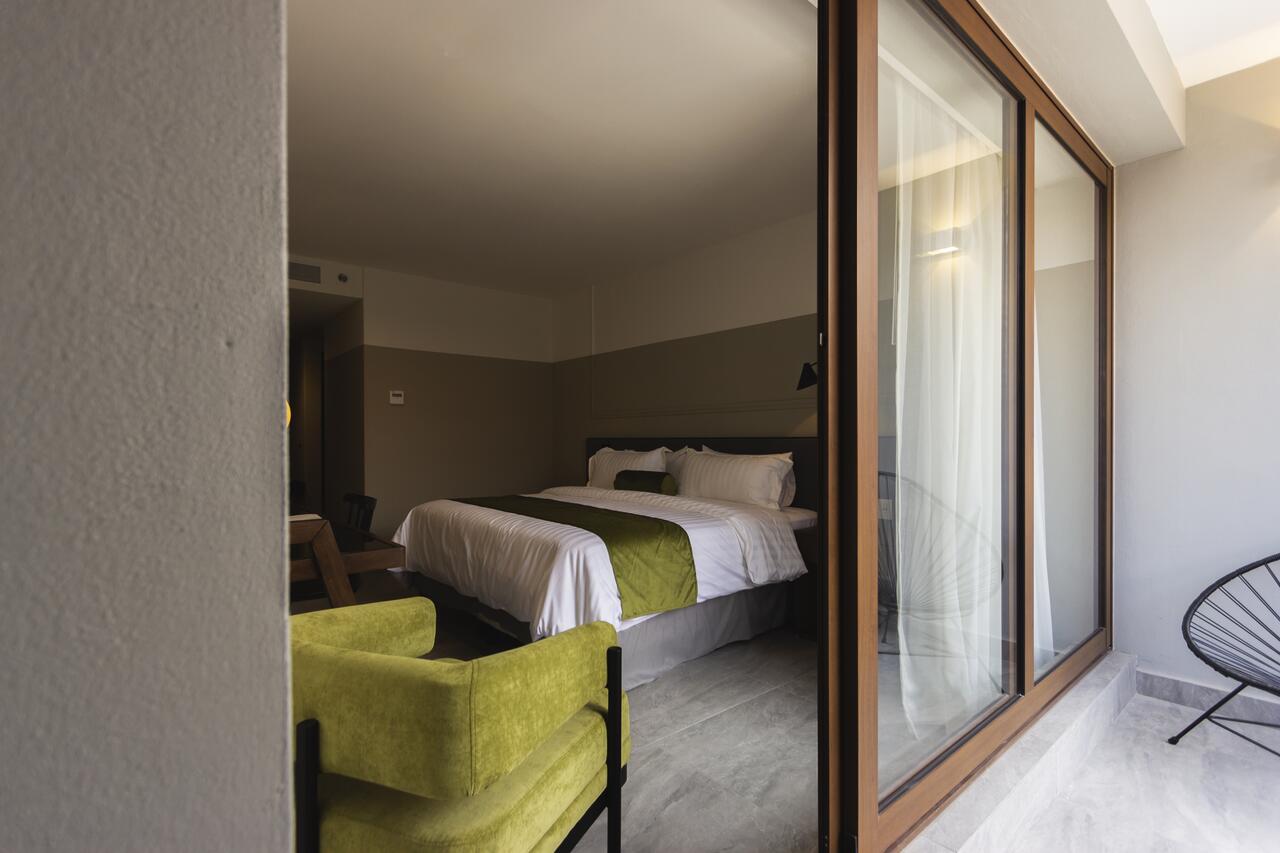 Room Deluxe King Bed