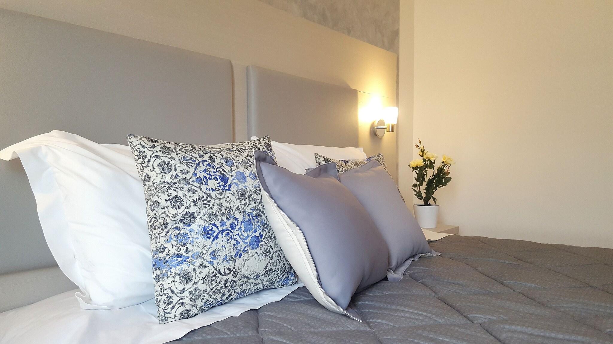 Double Superior King Bed