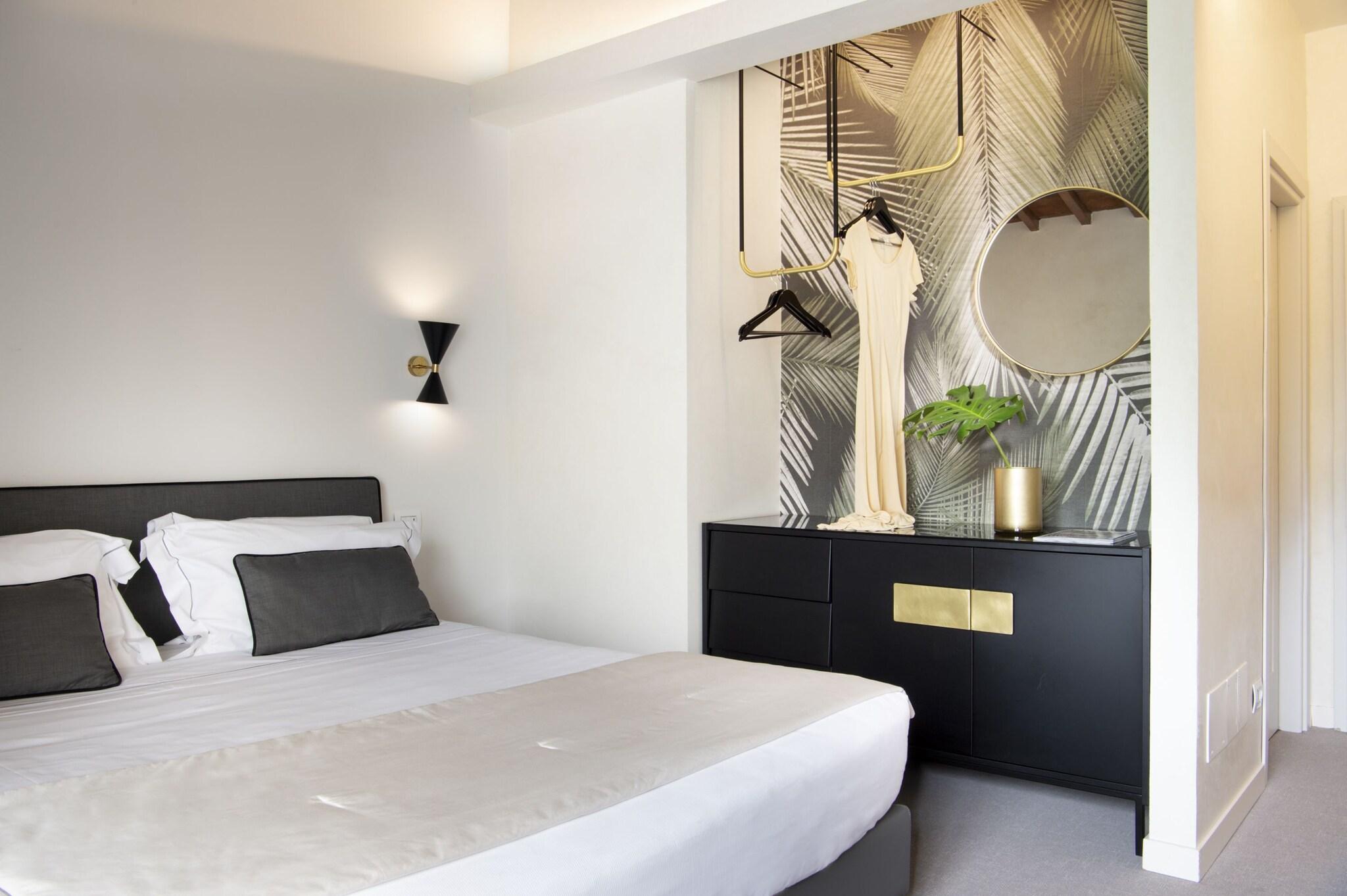 Double Deluxe King Bed