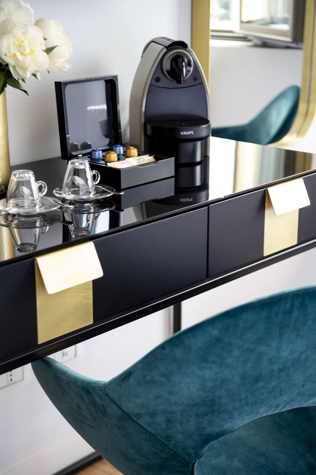 Double Classic King Bed