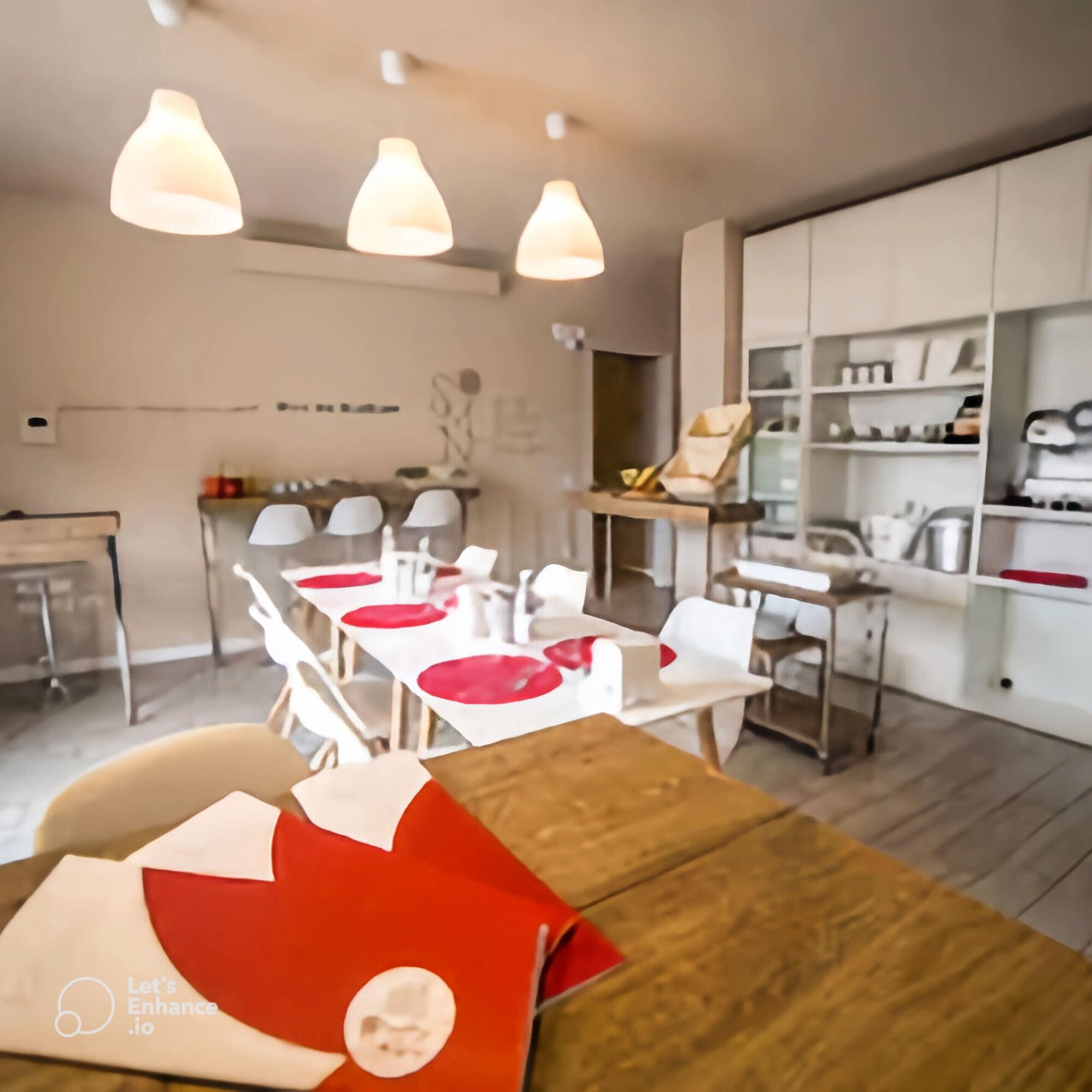 Double Deluxe Queen Bed