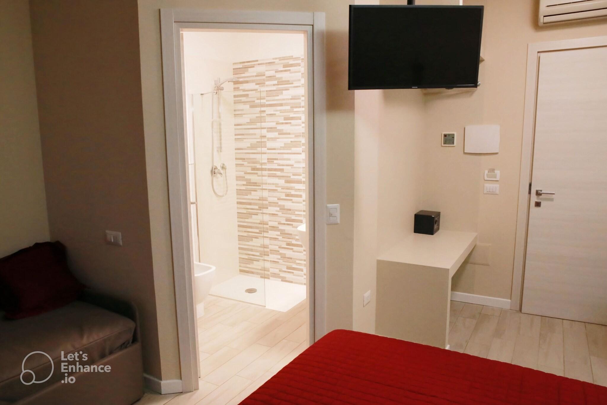 Double Deluxe Two Beds