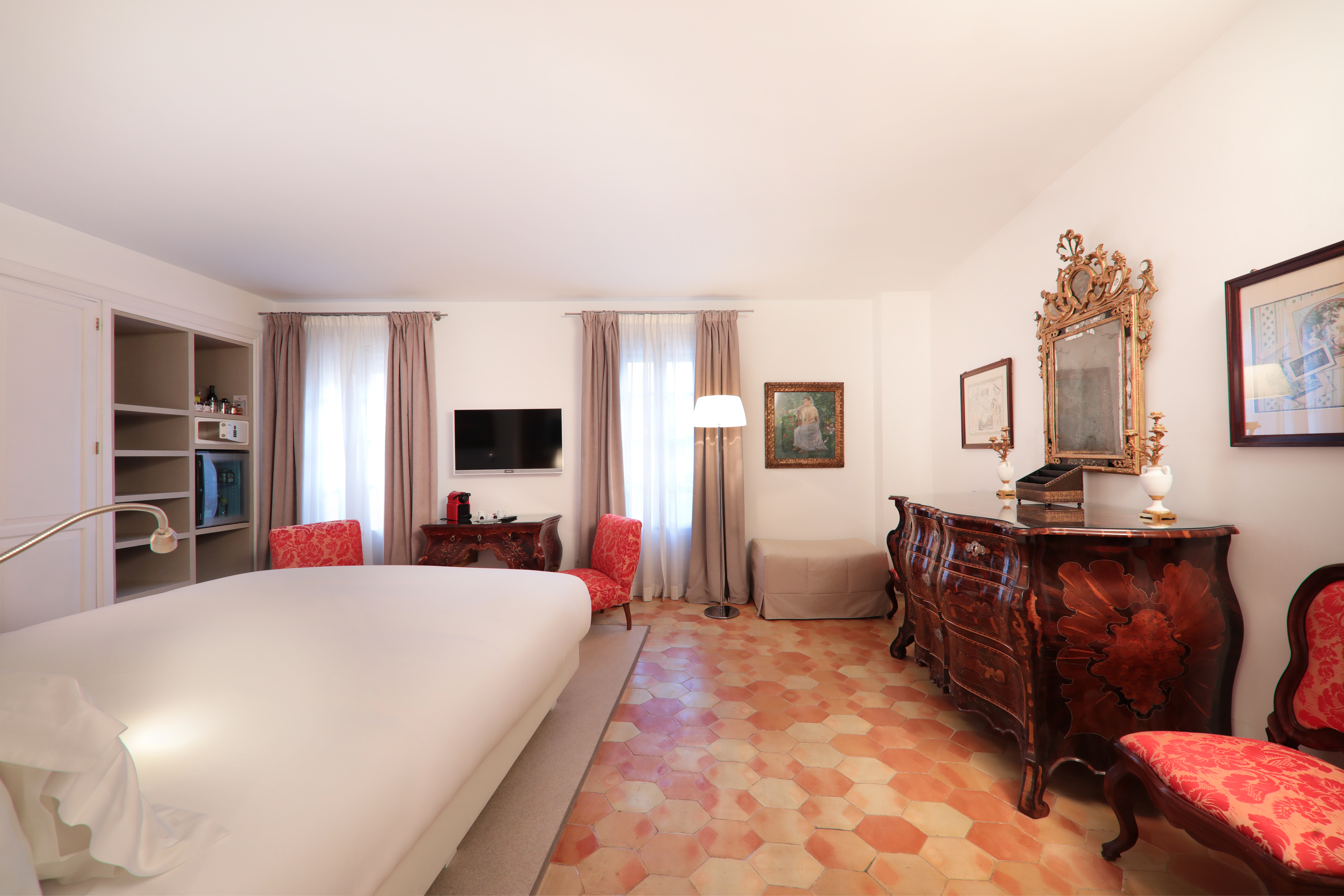 Double or Twin Deluxe