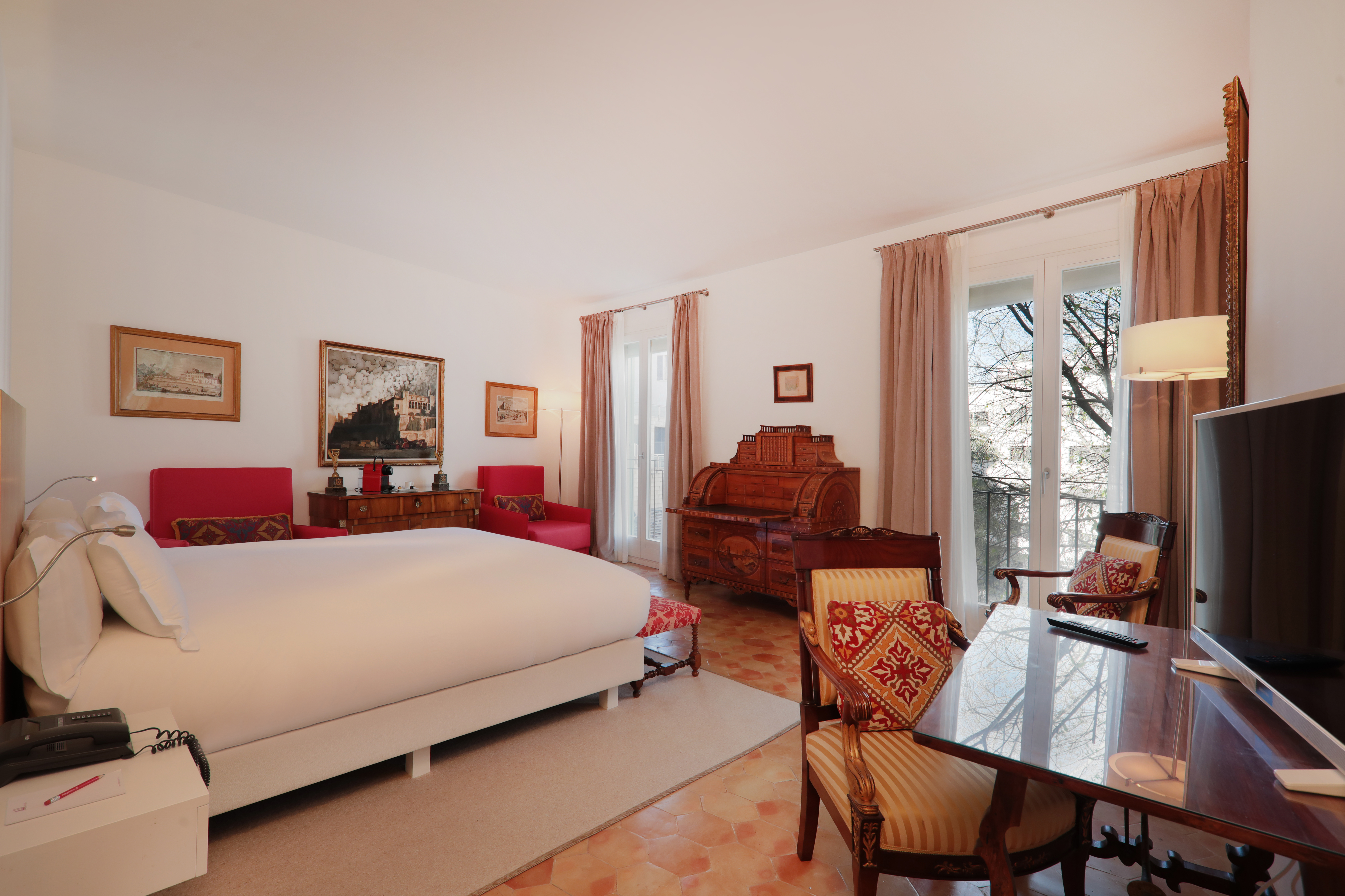 Double or Twin Deluxe