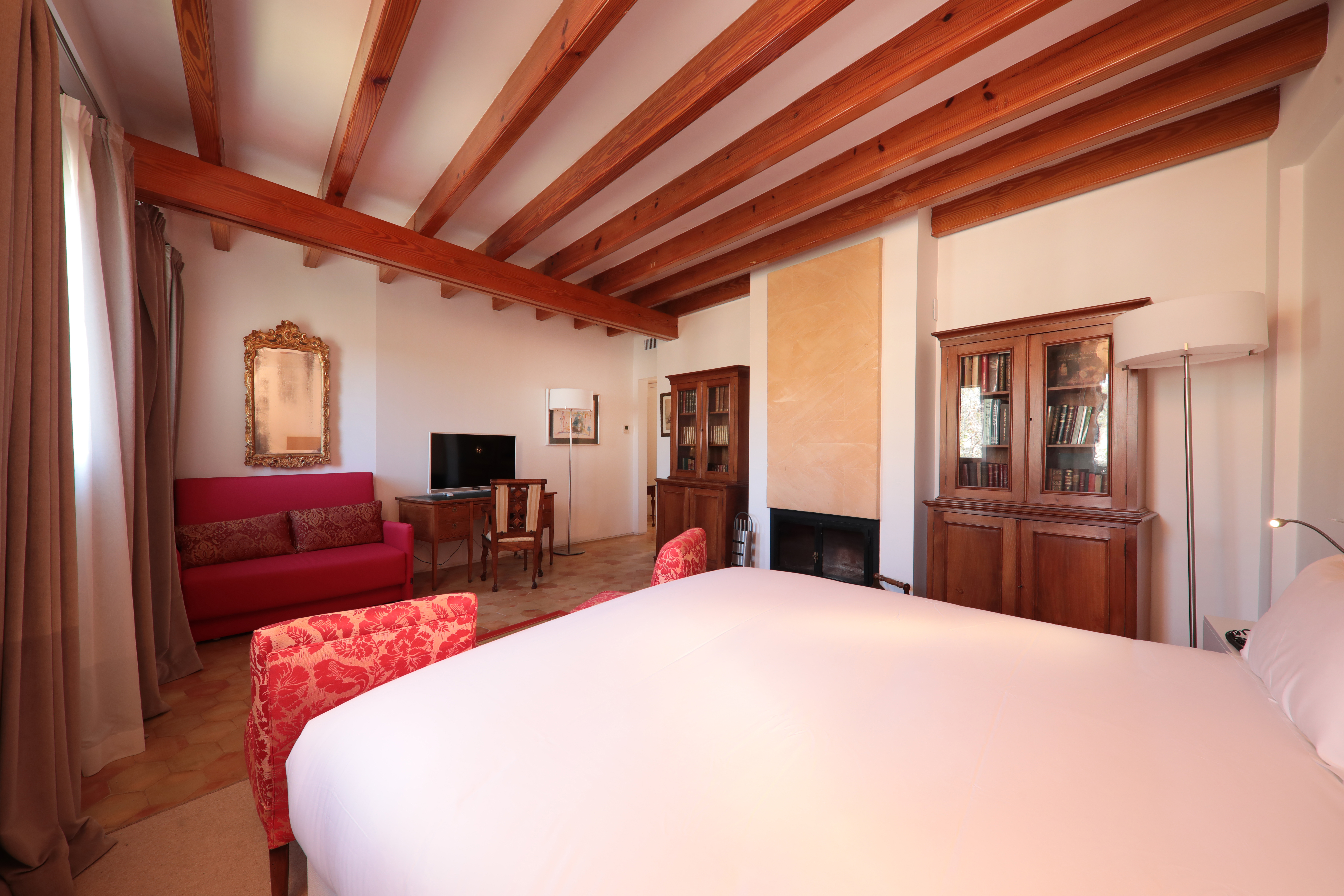 Double or Twin Deluxe