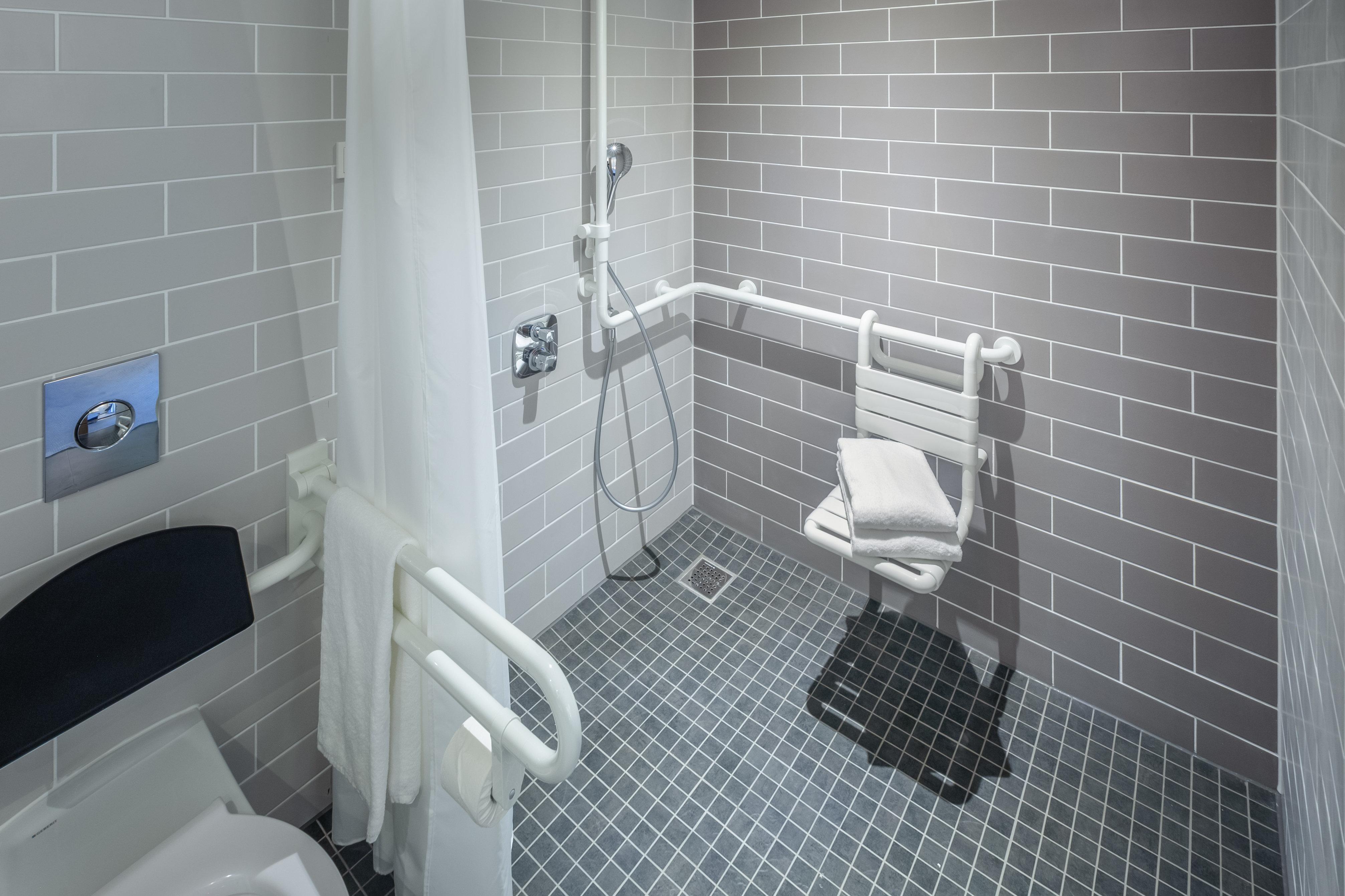 Double Accessible-queen Size Bed