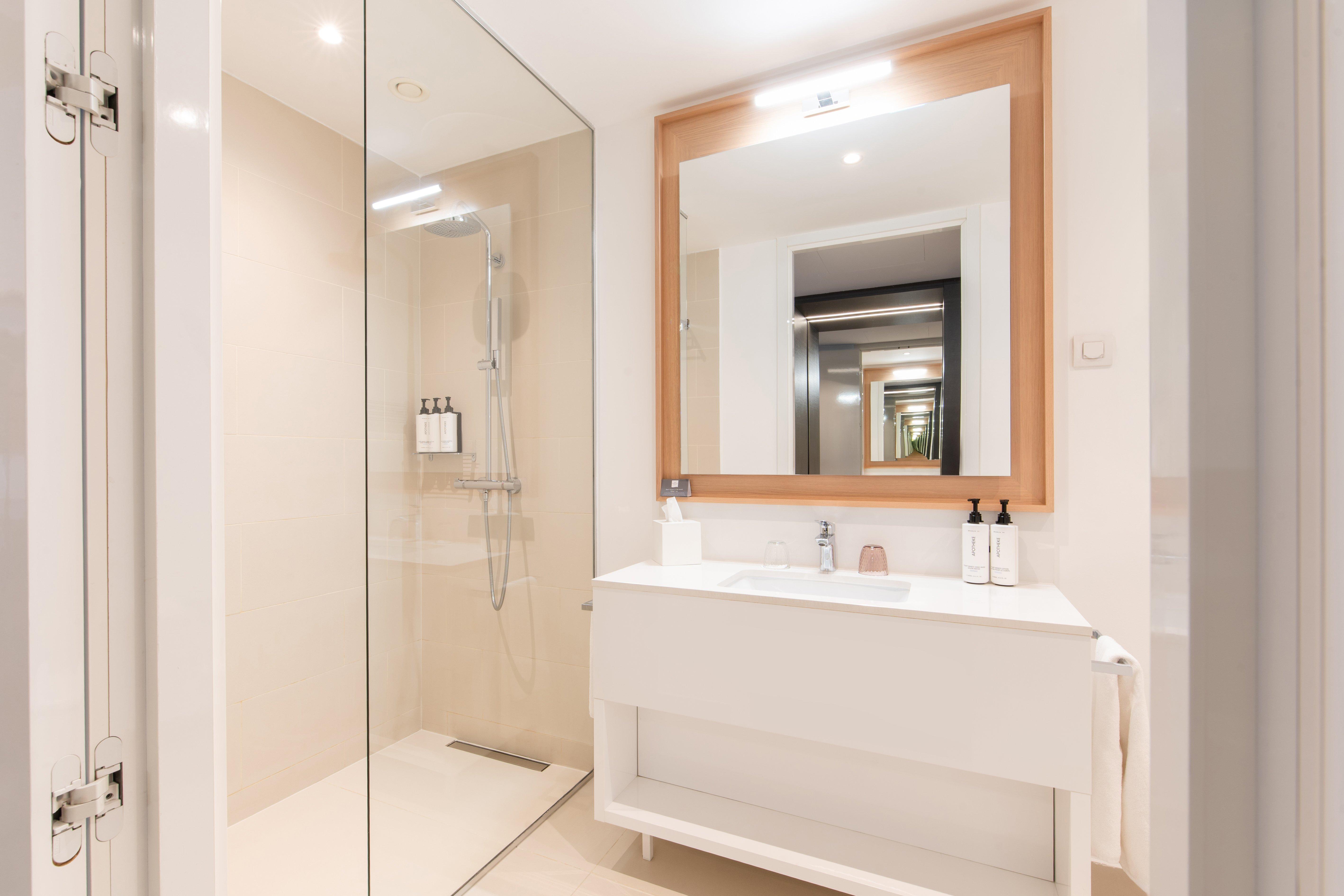 Double Premium King Bed