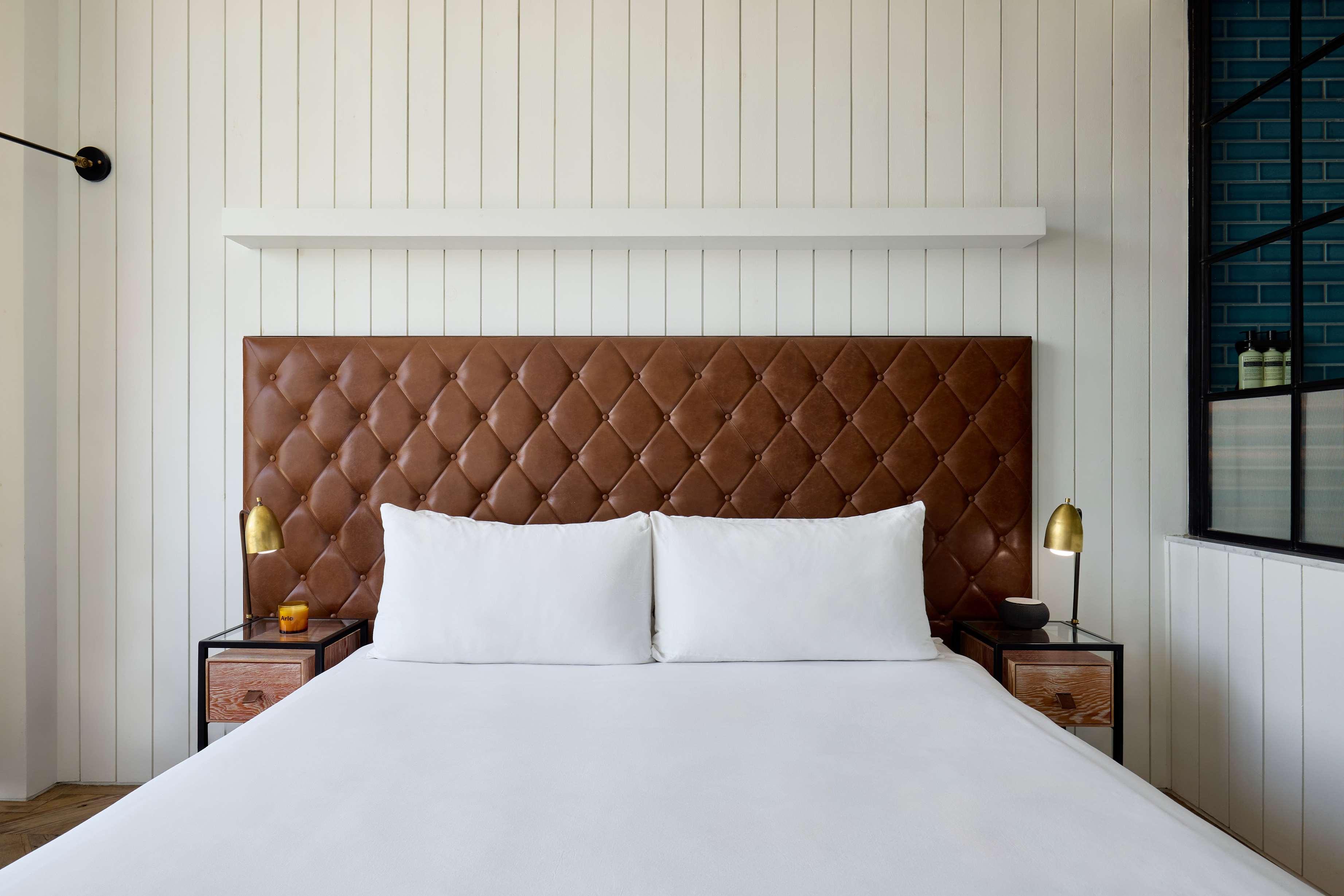 Studio King Size Bed