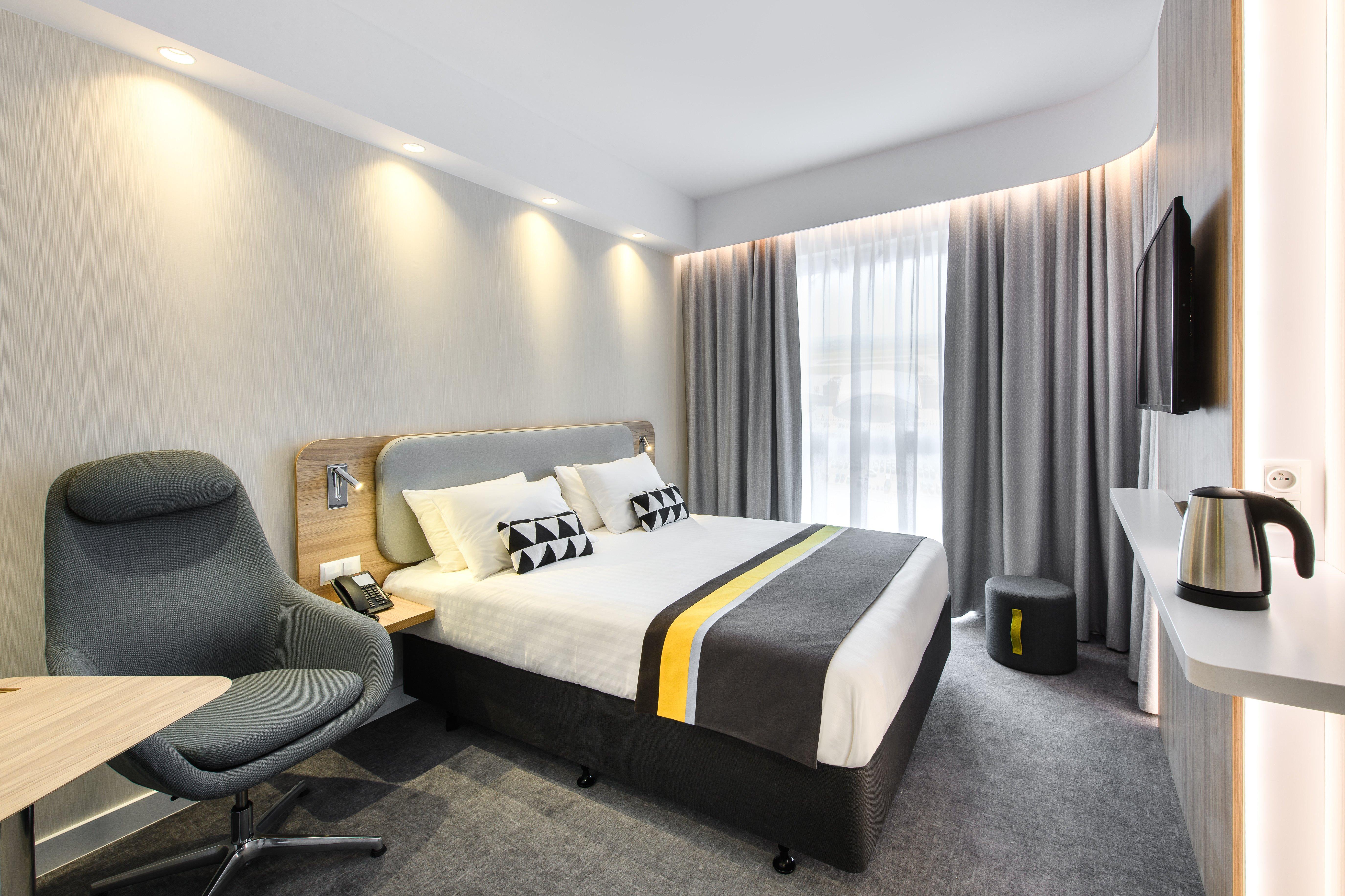 Double King Size Bed