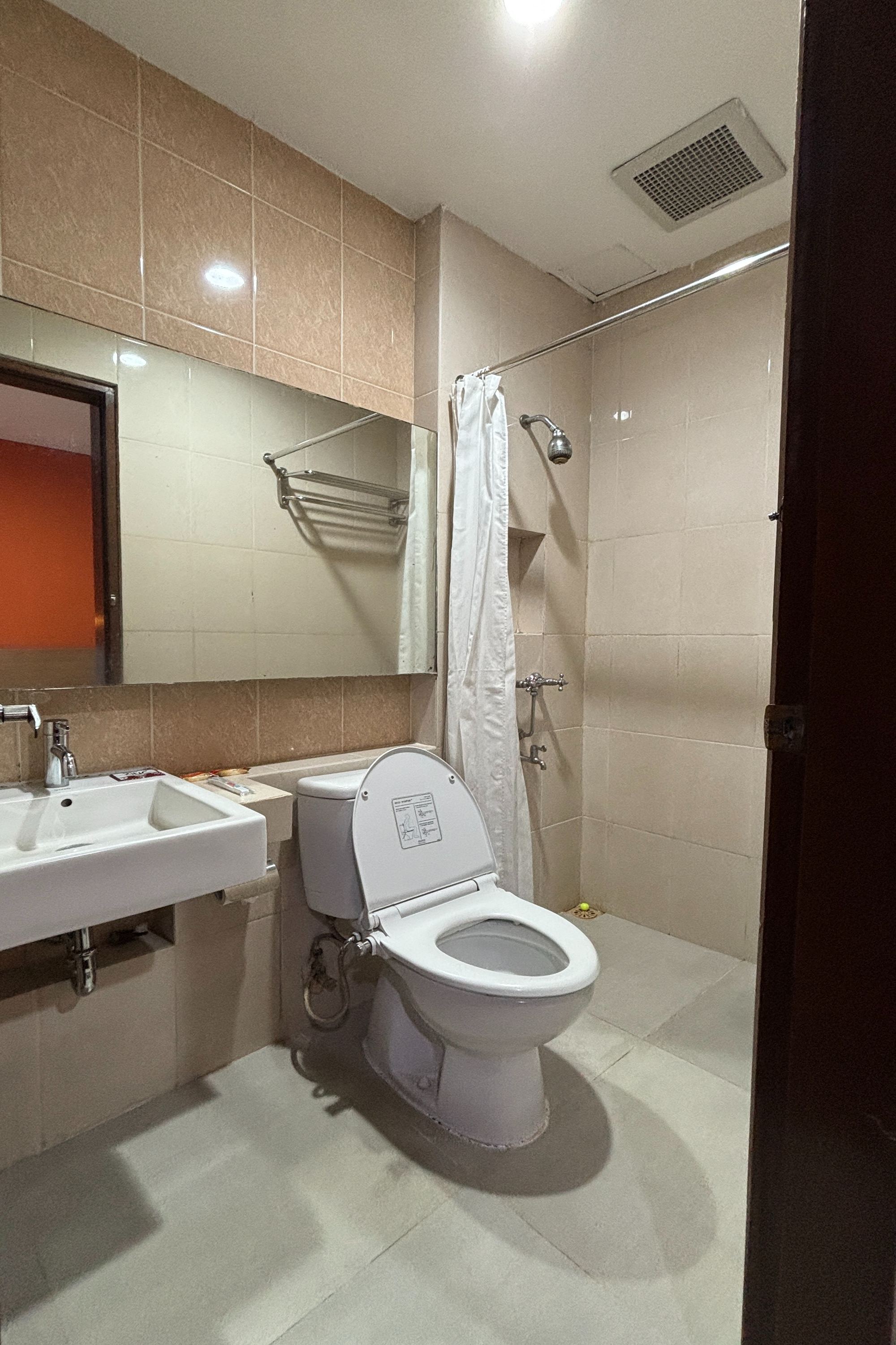 Double Deluxe King Bed