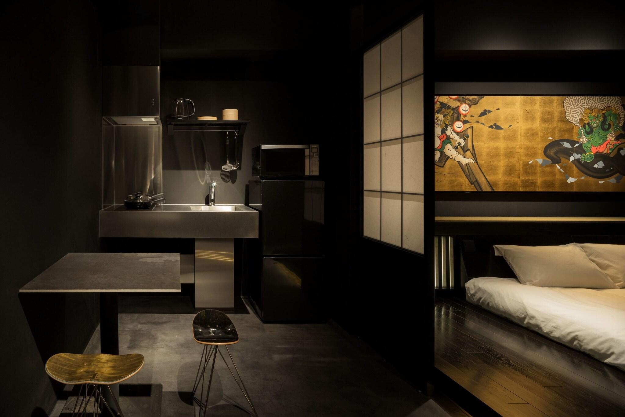 Double King Size Bed