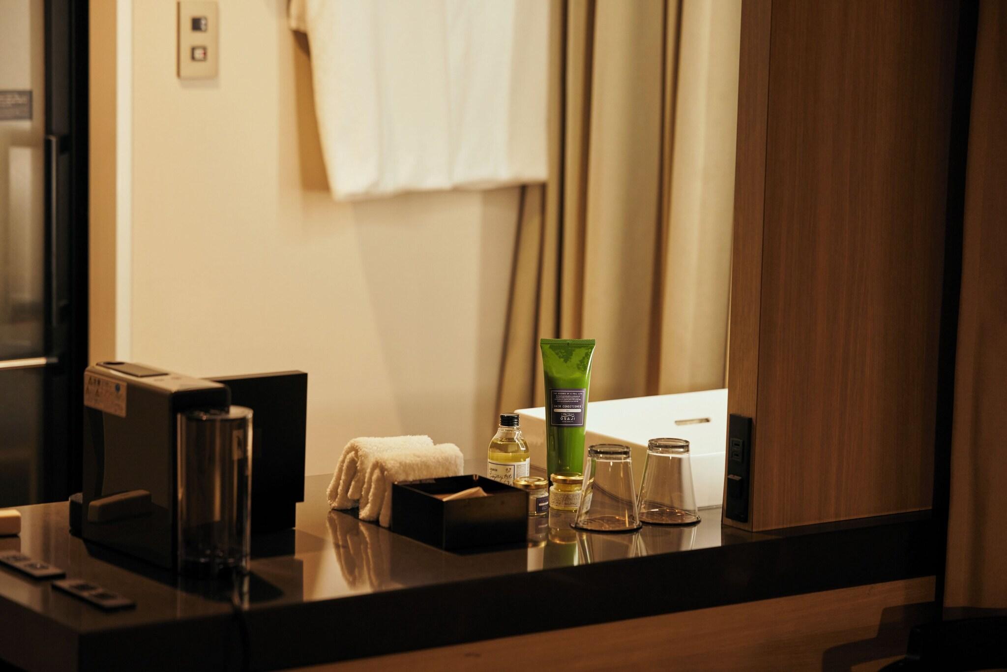 Double Queen Bed Non Smoking