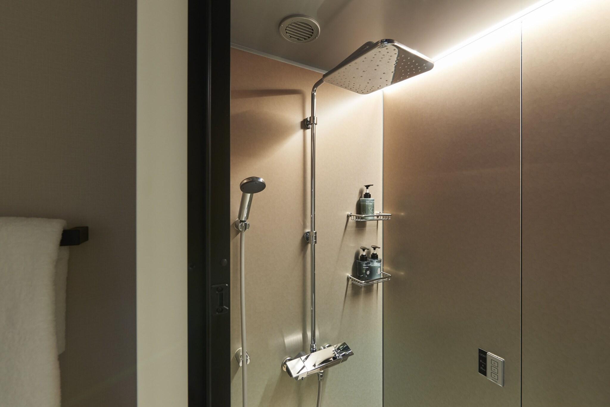 Double Queen Bed Non Smoking