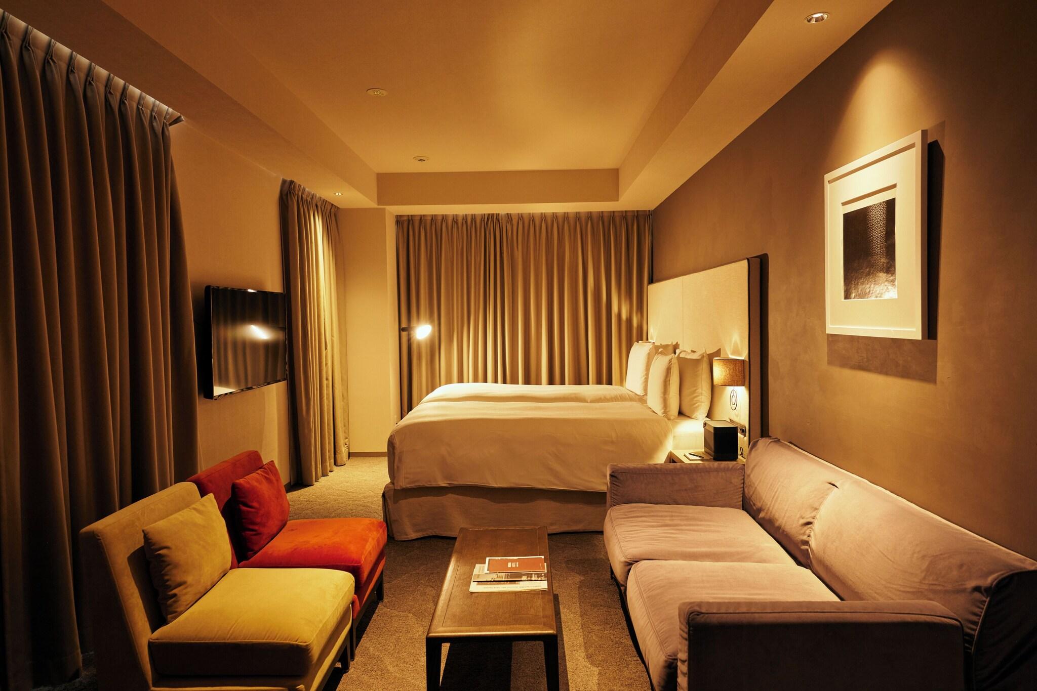 Twin Deluxe Two Beds