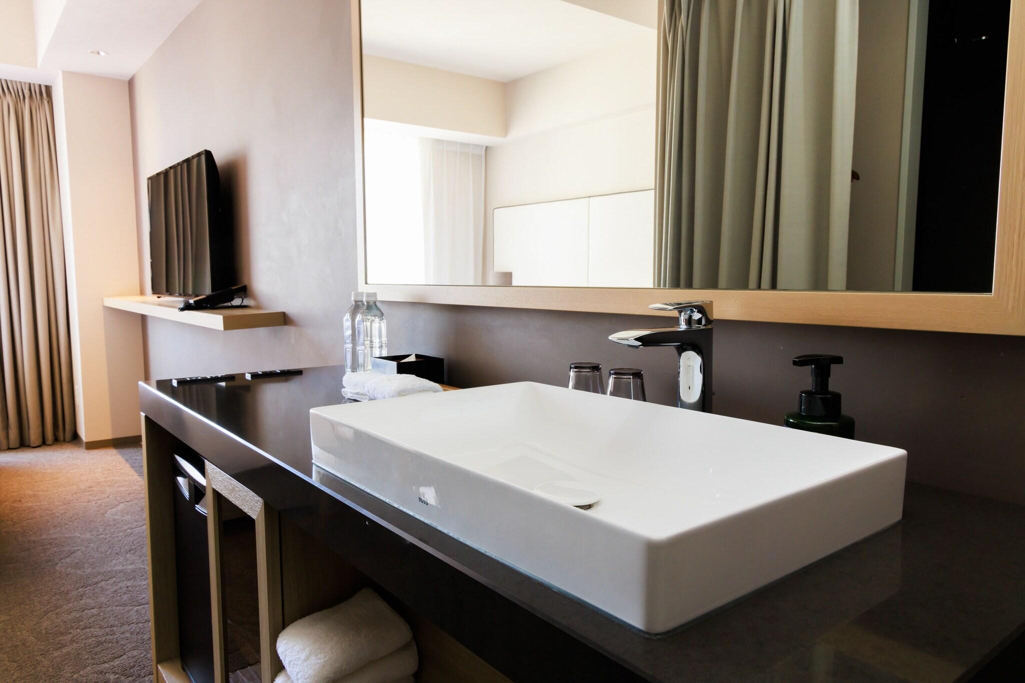 Double Superior Queen Bed