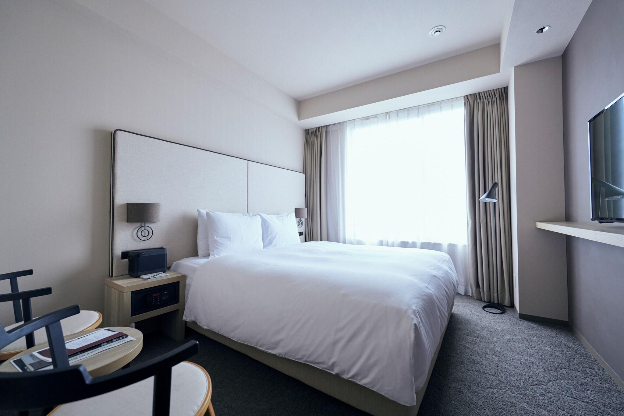 Double Superior Queen Bed