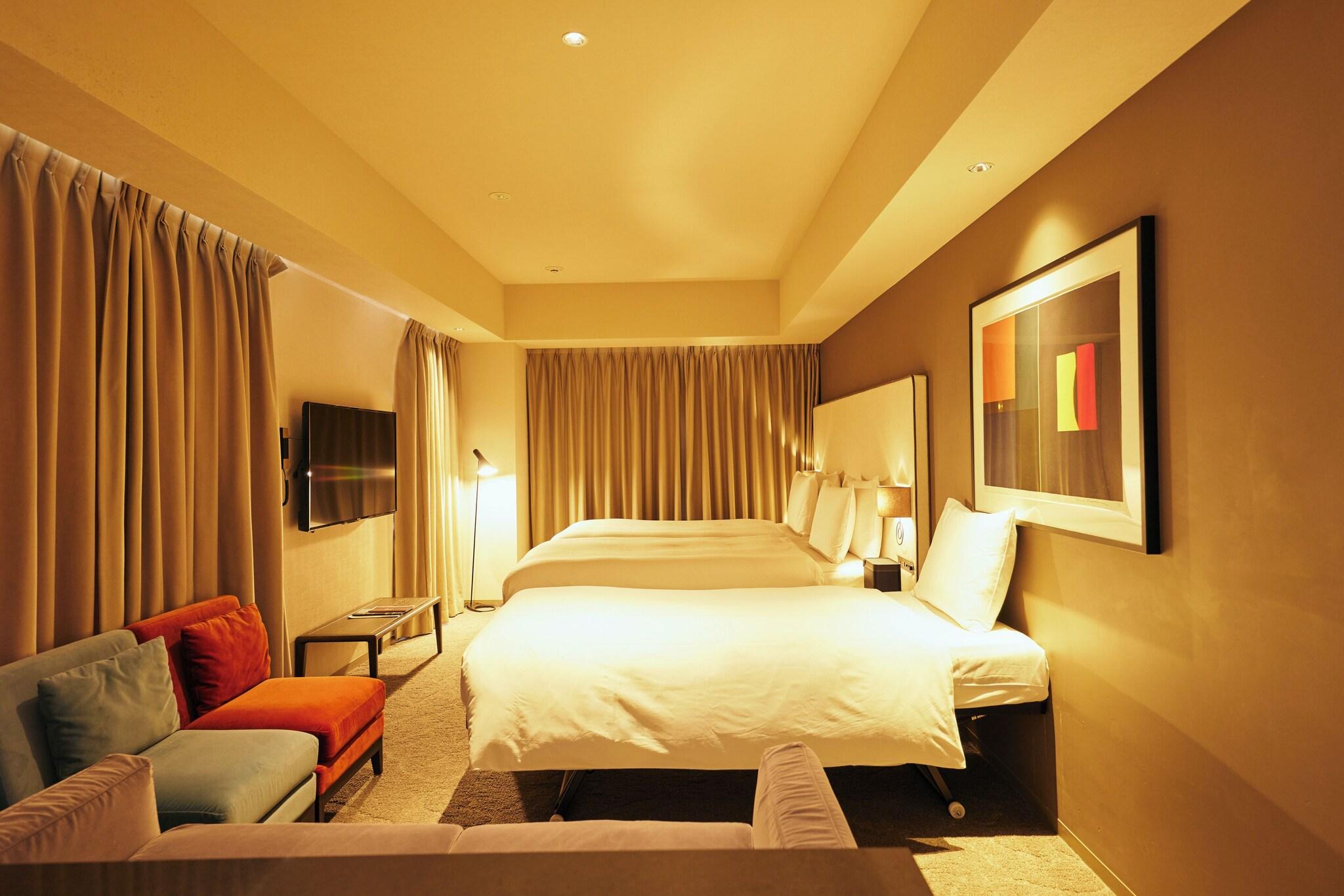 Double Deluxe Two Beds