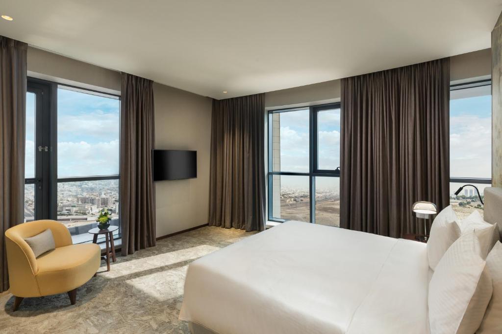 Single Deluxe Two Bedroom
