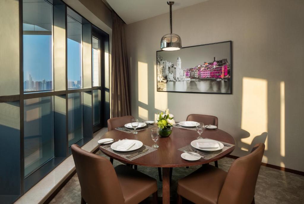 Single Deluxe Two Bedroom